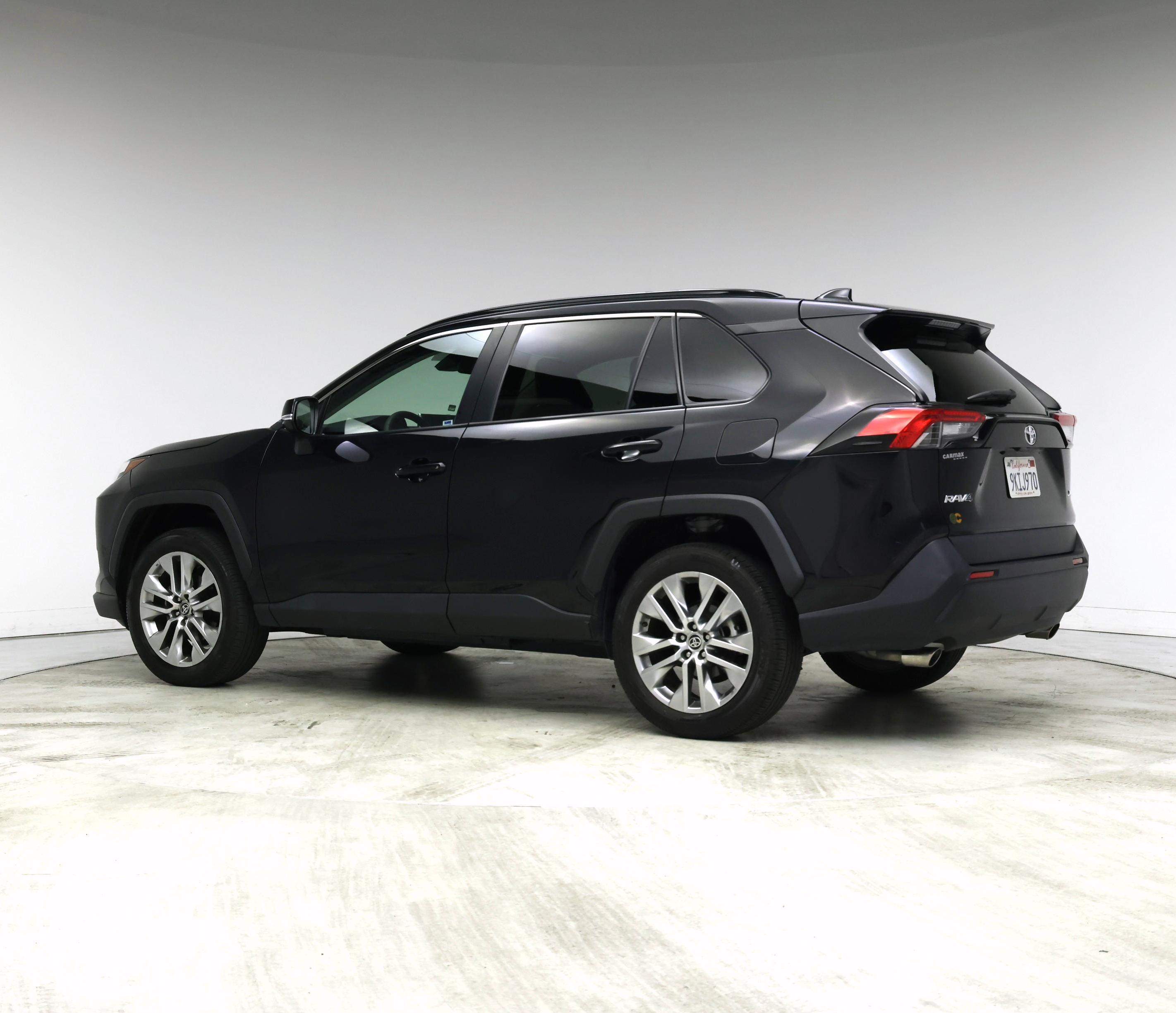 Thumbnail: 2024 Toyota RAV4 - 8