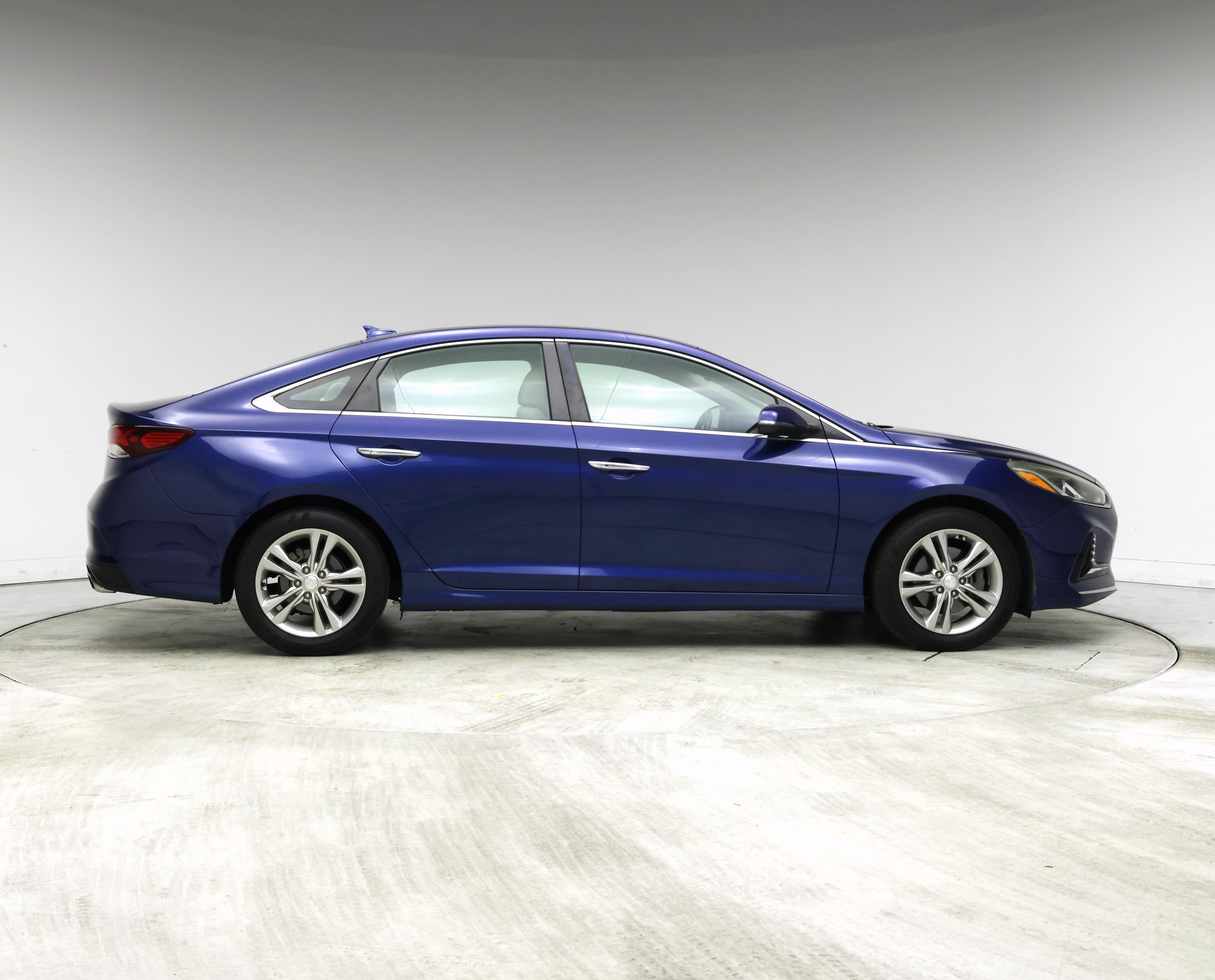 Thumbnail: 2018 Hyundai Sonata - 7