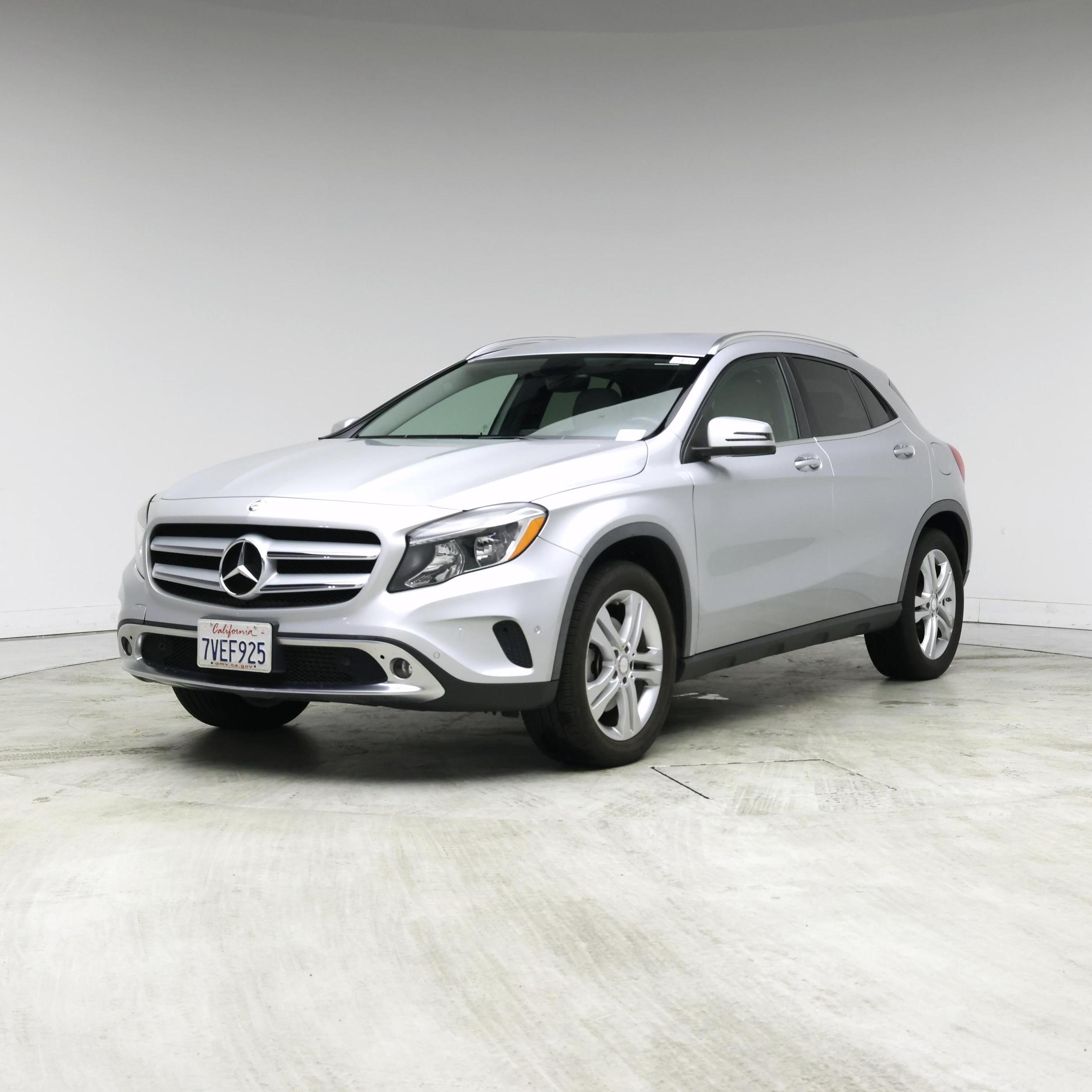 Thumbnail: 2015 Mercedes-Benz GLA - 4