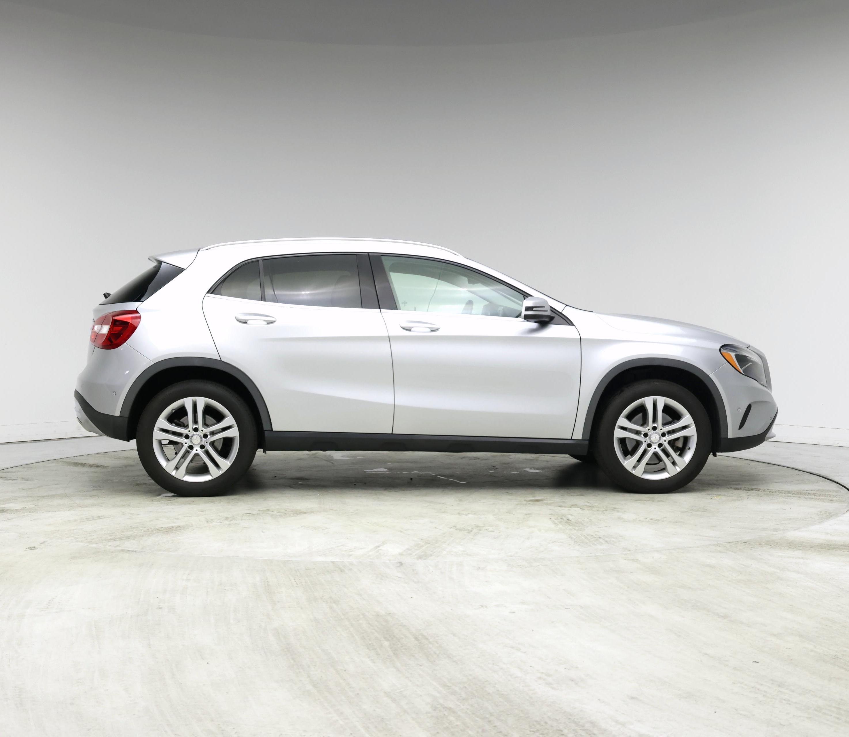 Thumbnail: 2015 Mercedes-Benz GLA - 7
