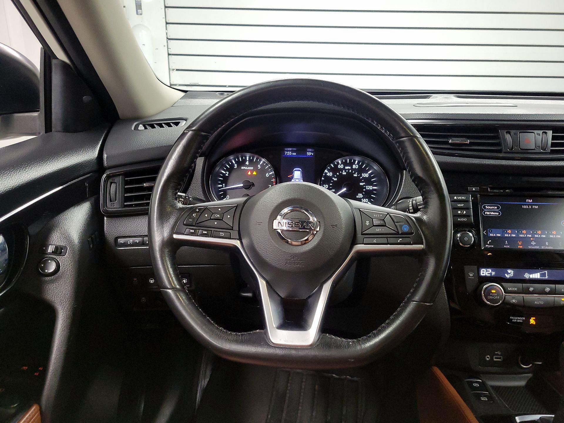 Thumbnail: 2018 Nissan Rogue - 10