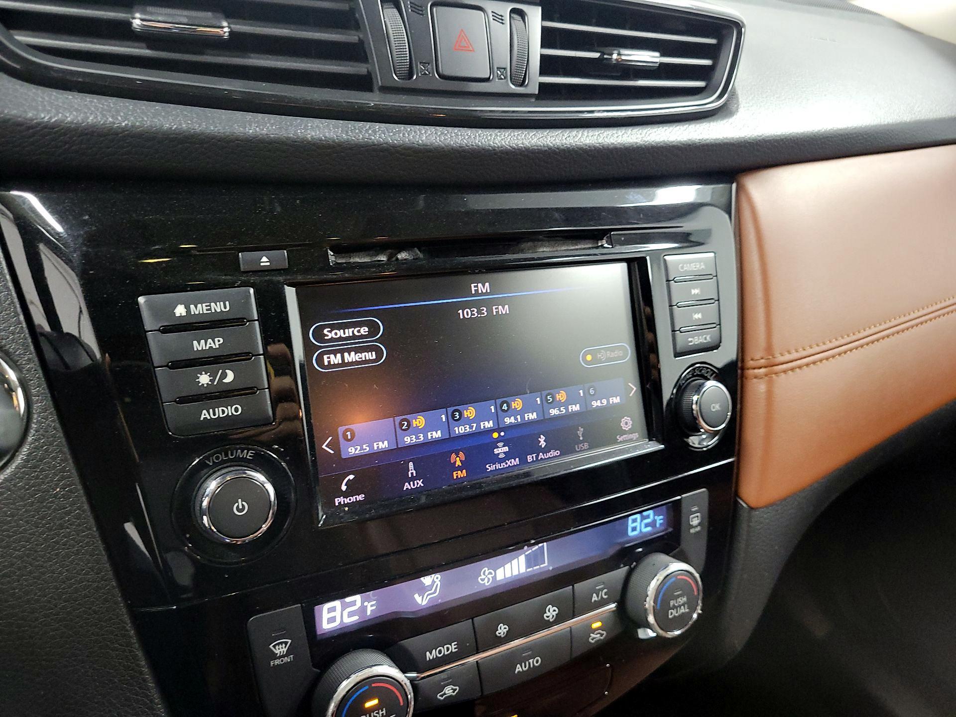Thumbnail: 2018 Nissan Rogue - 15