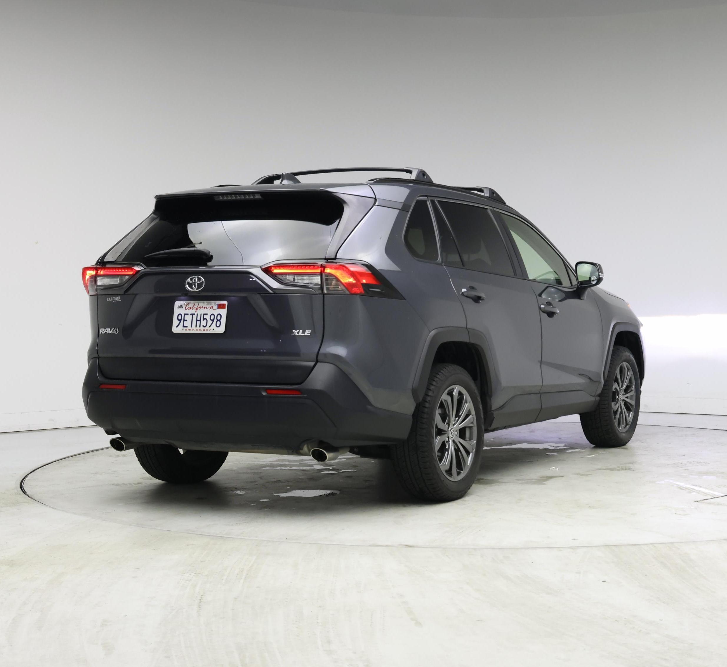 Thumbnail: 2023 Toyota RAV4 - 8