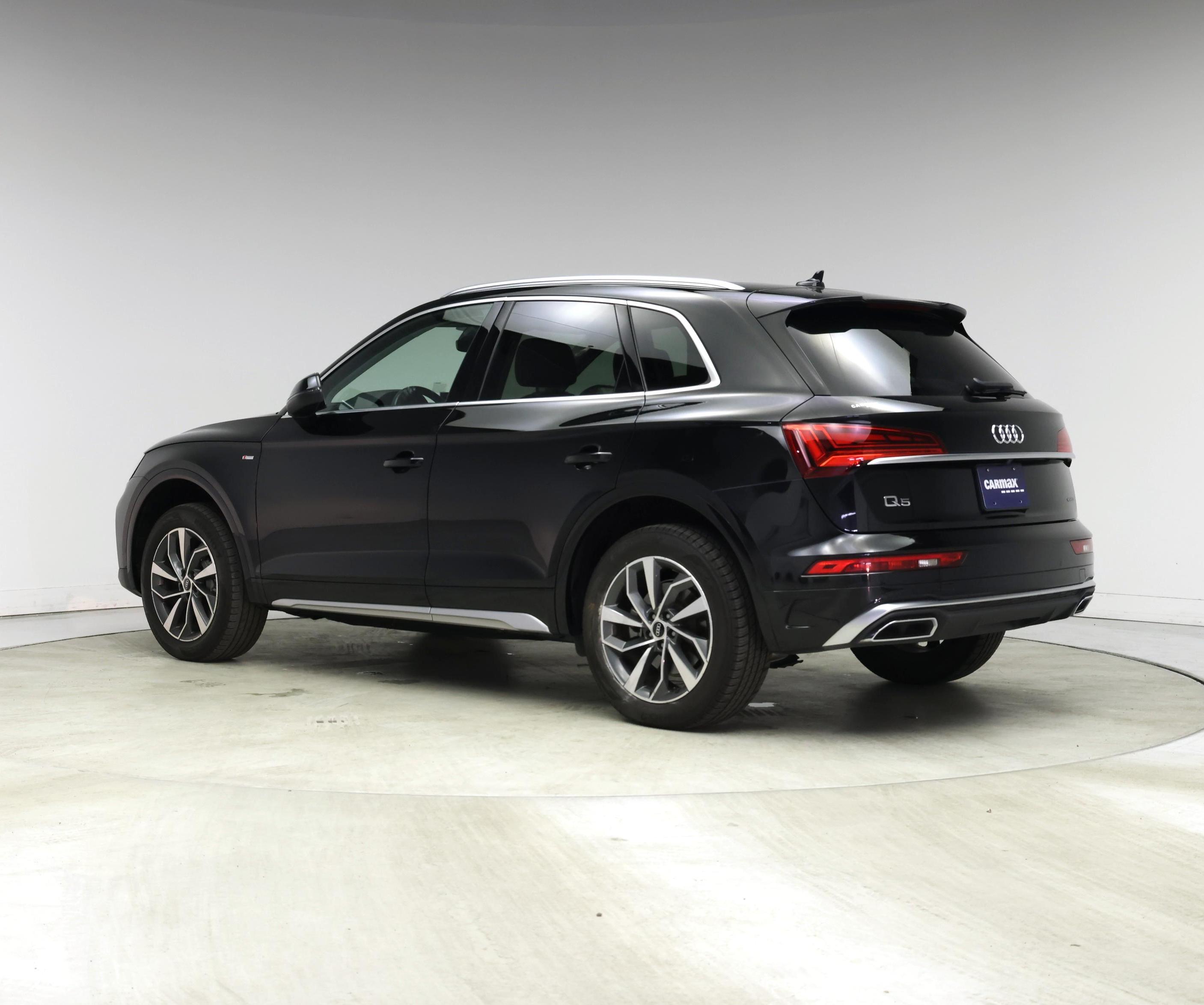 Thumbnail: 2022 Audi Q5 - 2