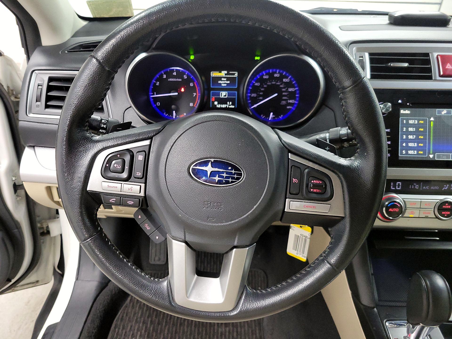 Thumbnail: 2015 Subaru Outback - 10