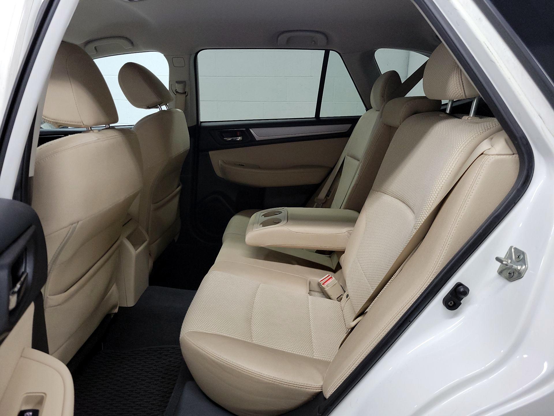 Thumbnail: 2015 Subaru Outback - 18