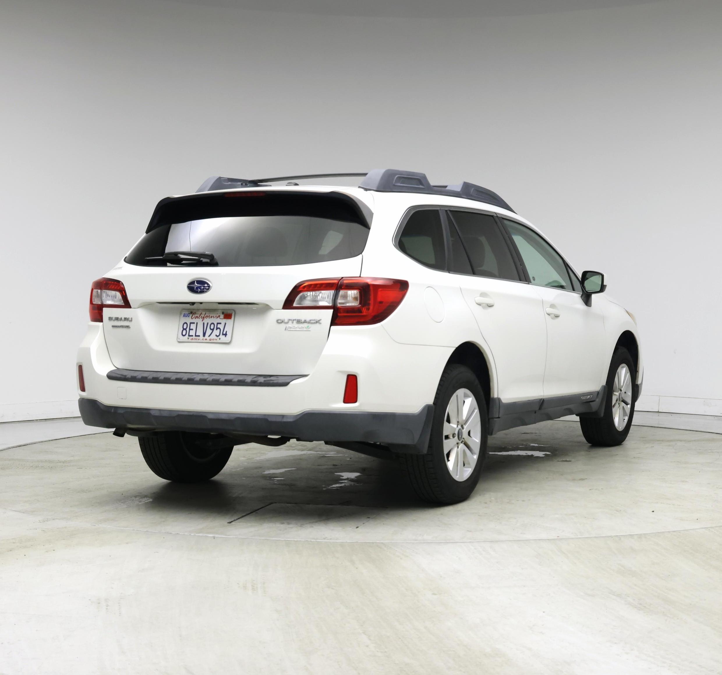 Thumbnail: 2015 Subaru Outback - 8