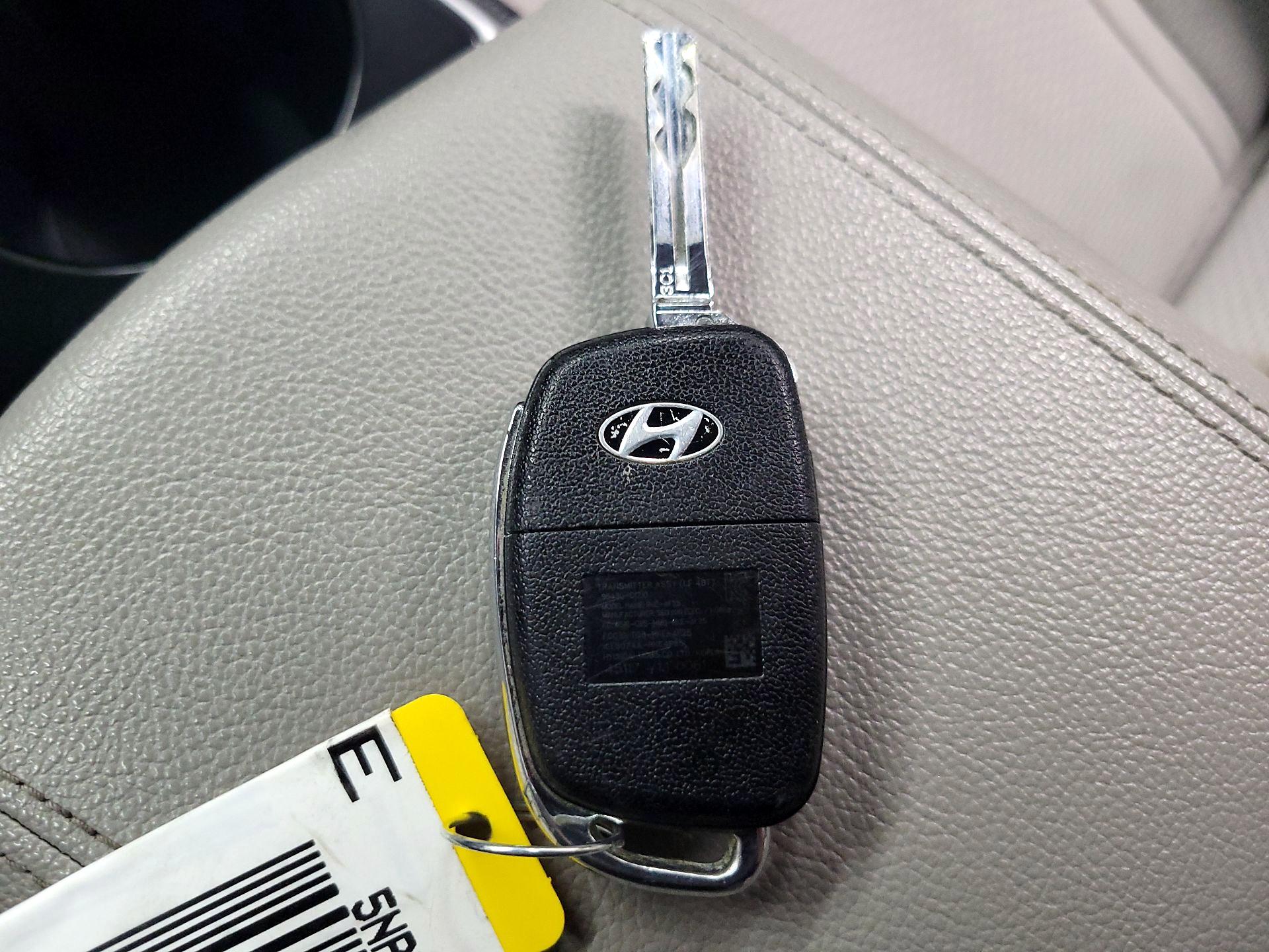 Thumbnail: 2018 Hyundai Sonata - 19