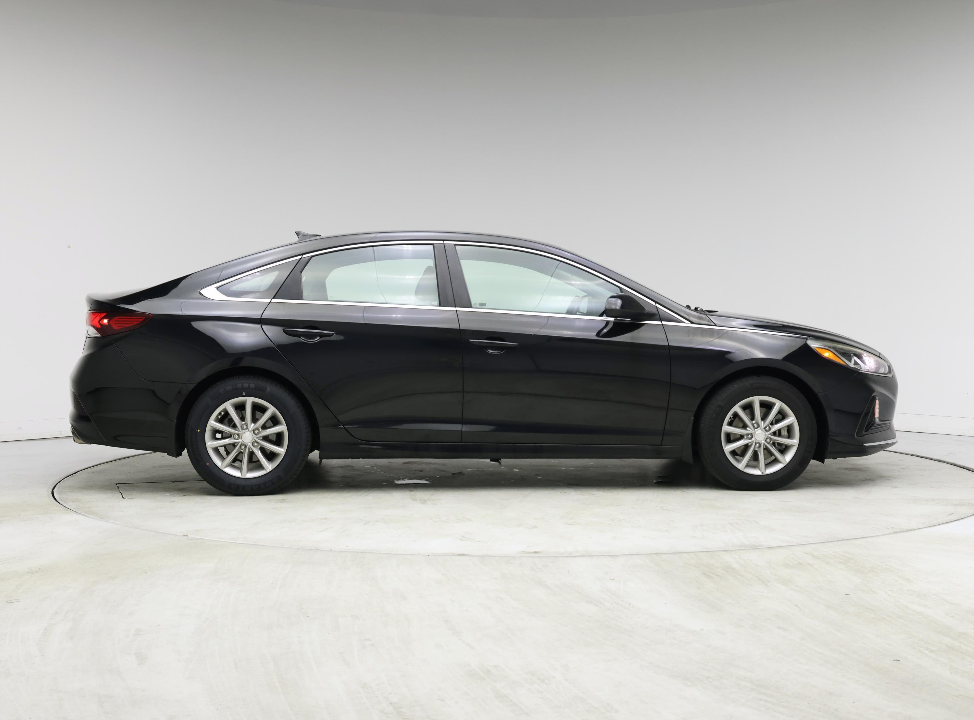 Thumbnail: 2018 Hyundai Sonata - 7