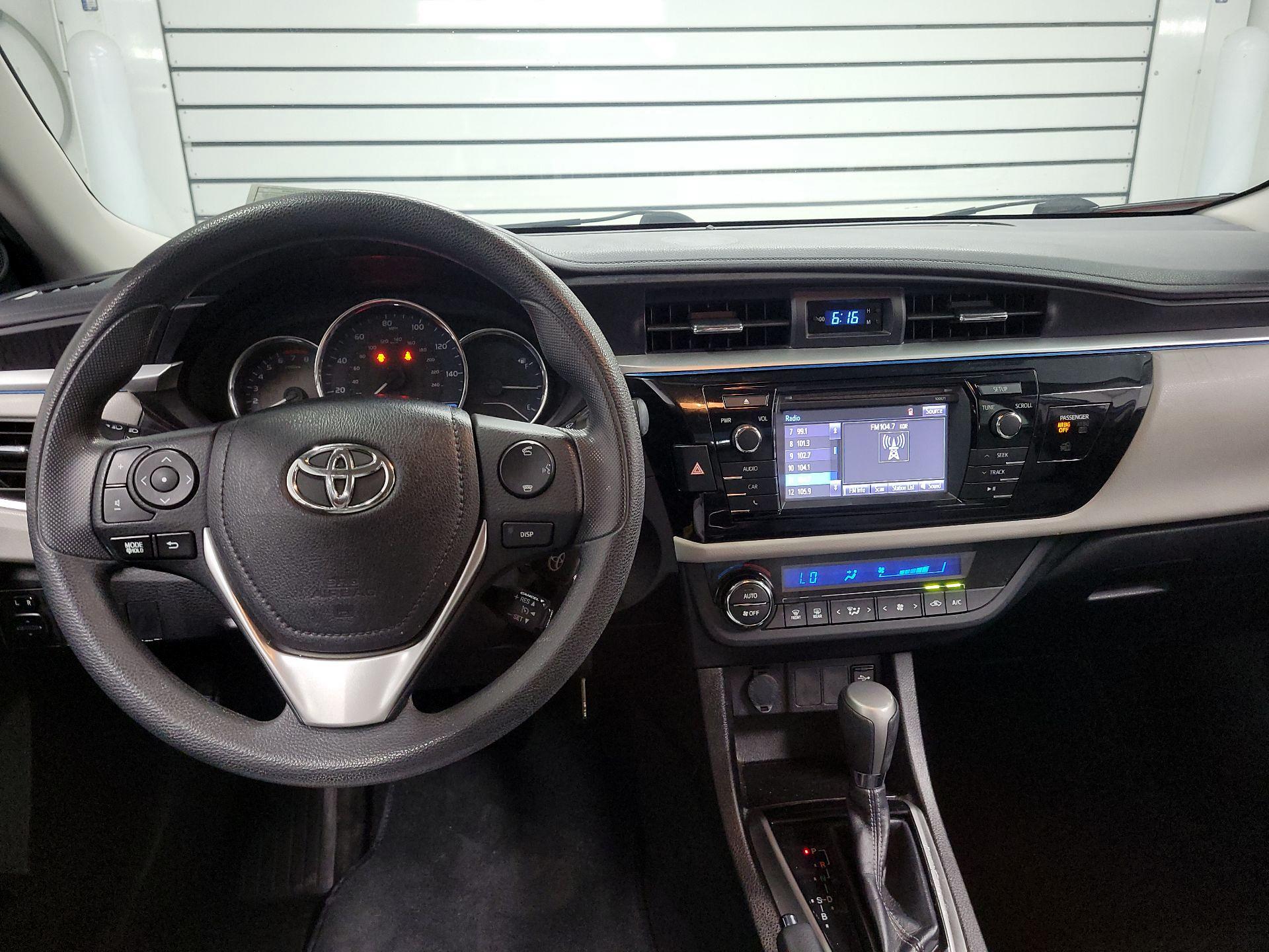 Thumbnail: 2016 Toyota Corolla - 9
