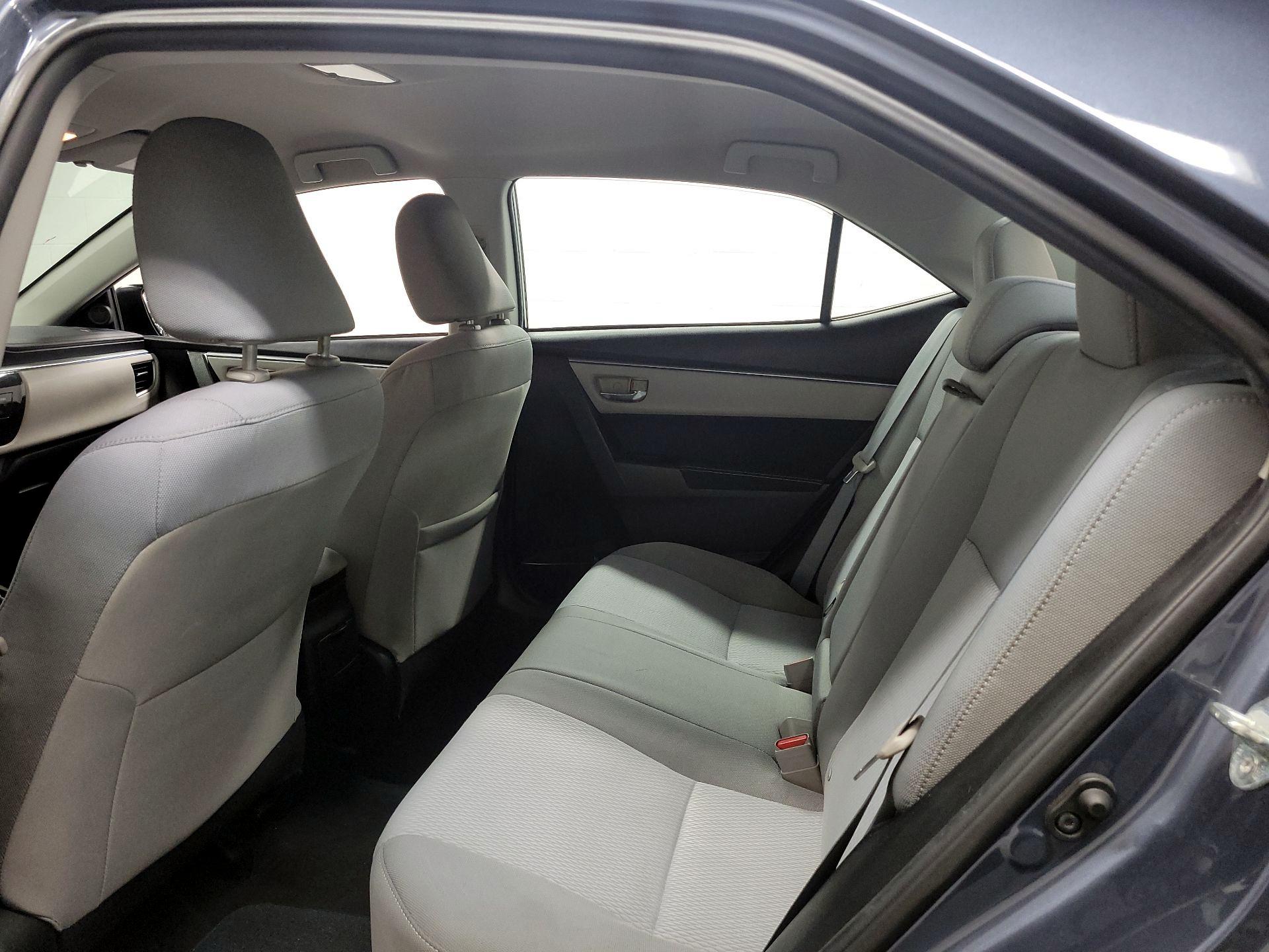 Thumbnail: 2016 Toyota Corolla - 16
