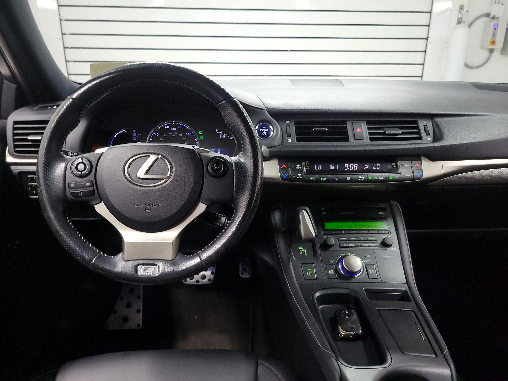Thumbnail: 2015 Lexus CT - 9
