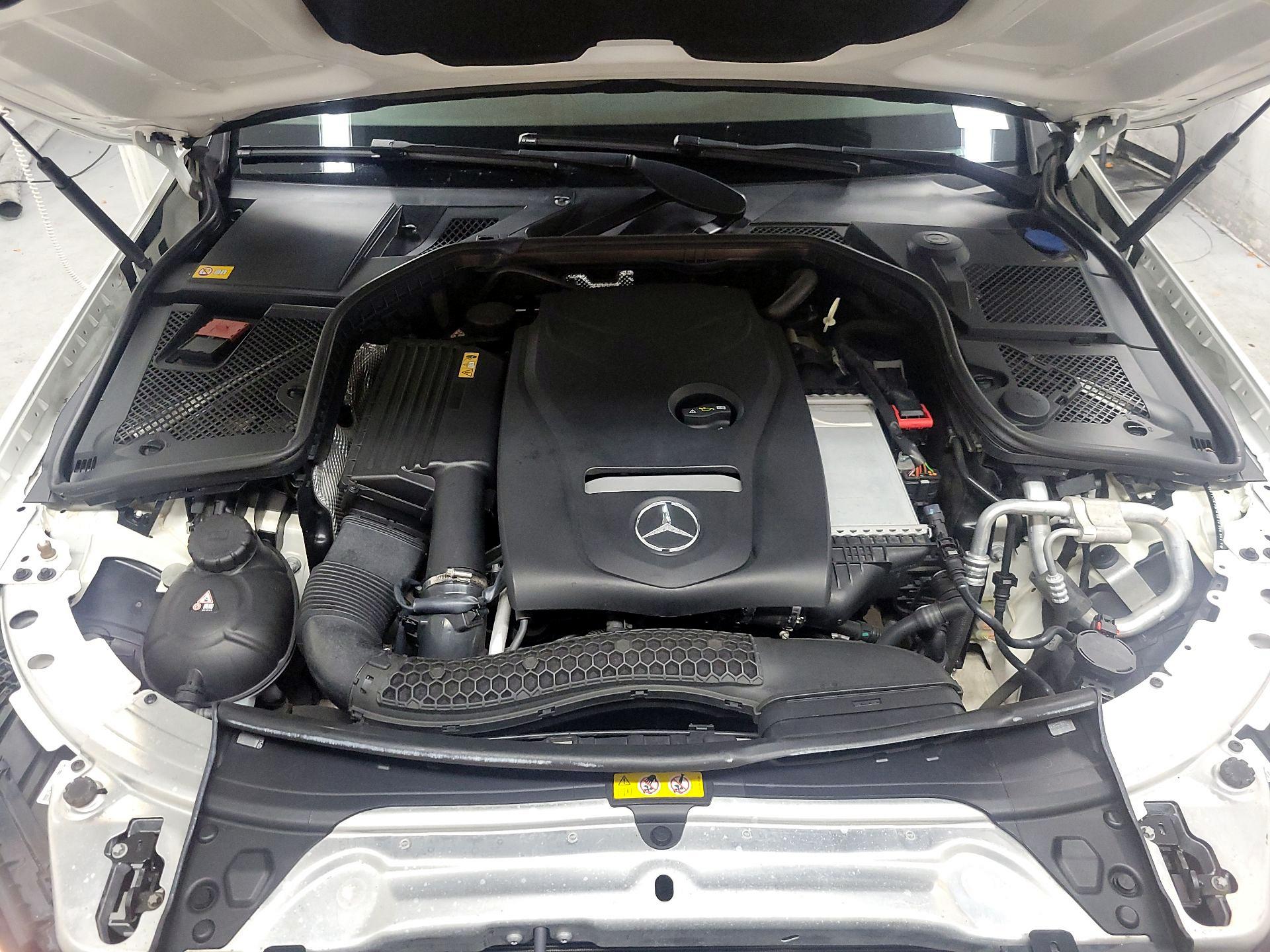 Thumbnail: 2015 Mercedes-Benz C-Class - 19