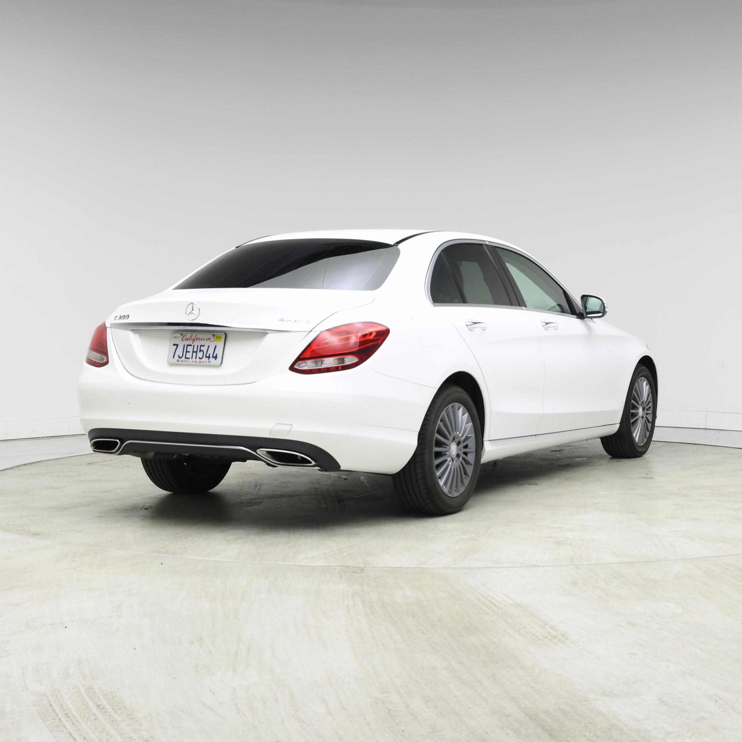 Thumbnail: 2015 Mercedes-Benz C-Class - 8