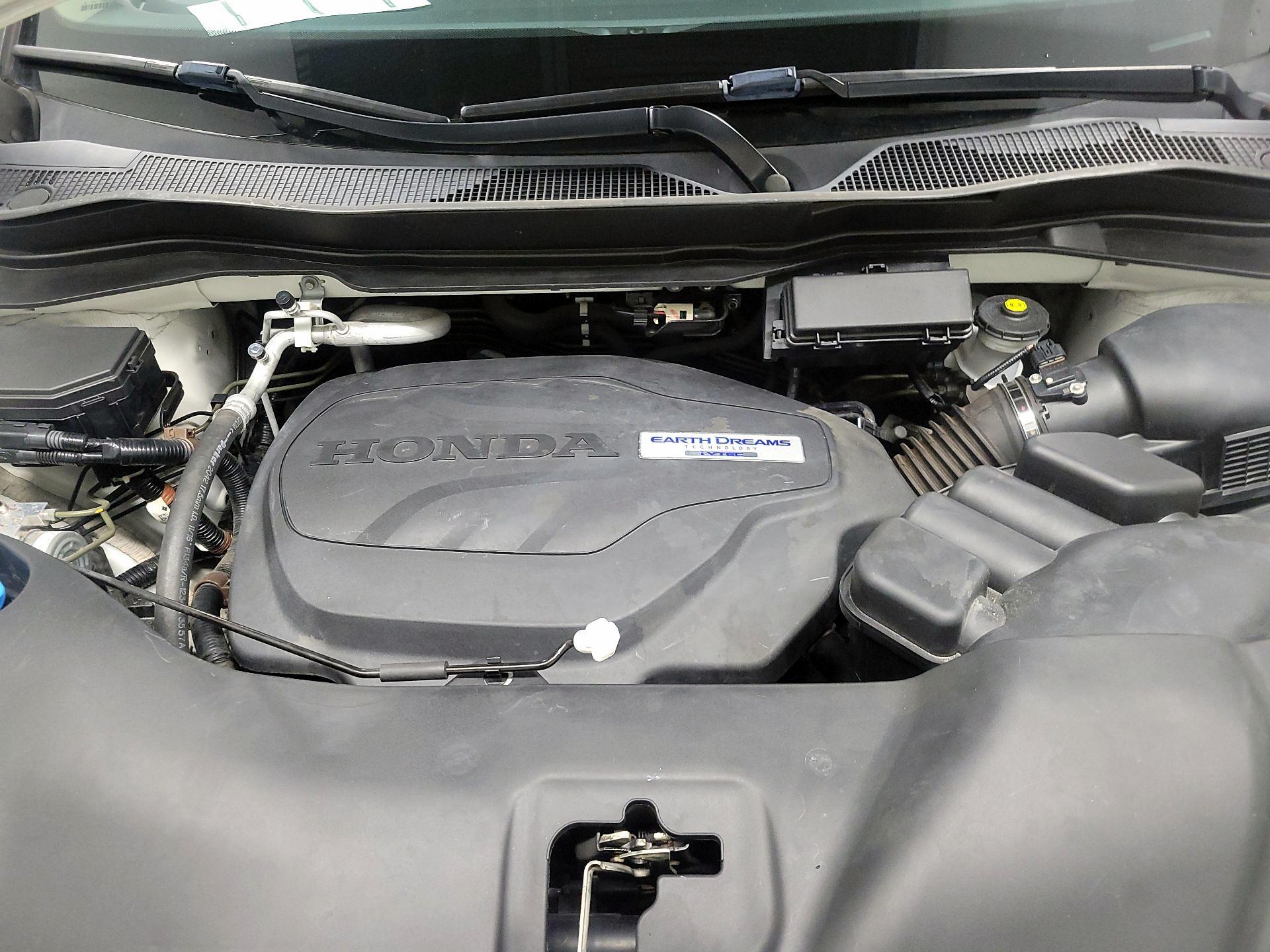 Thumbnail: 2018 Honda Pilot - 19