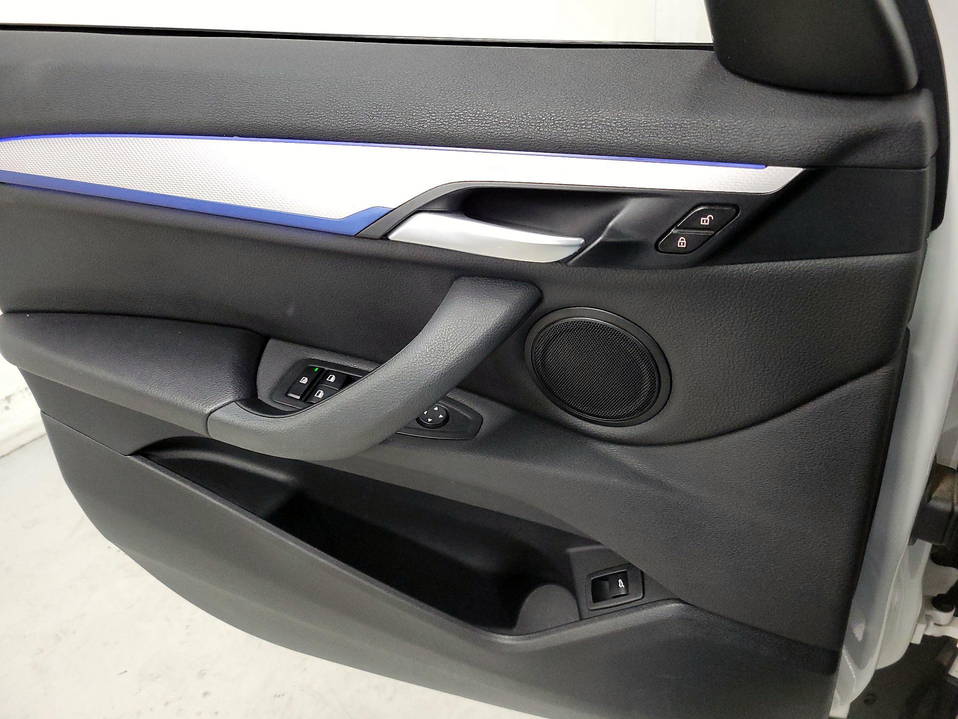 Thumbnail: 2021 BMW X1 - 12