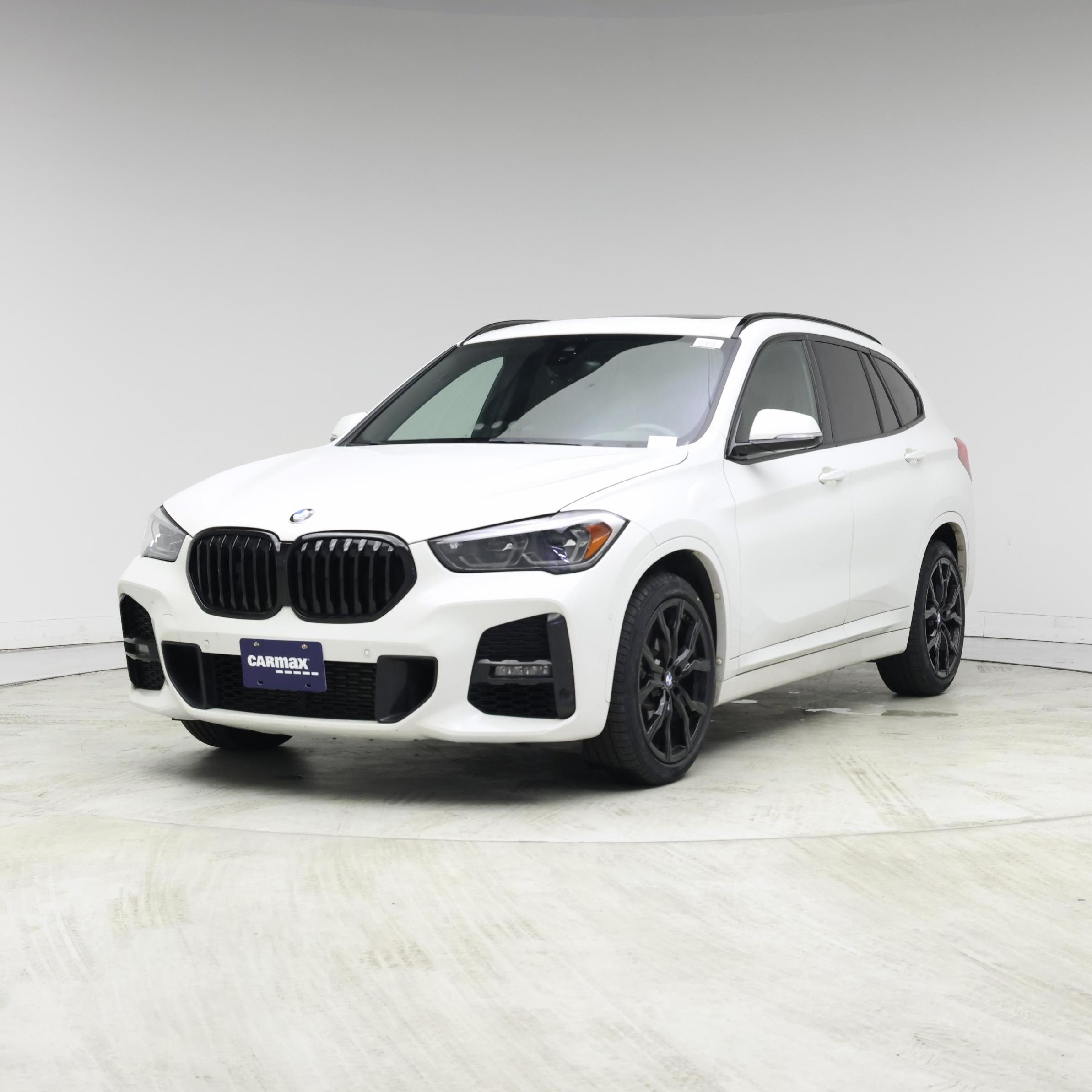 Thumbnail: 2021 BMW X1 - 4