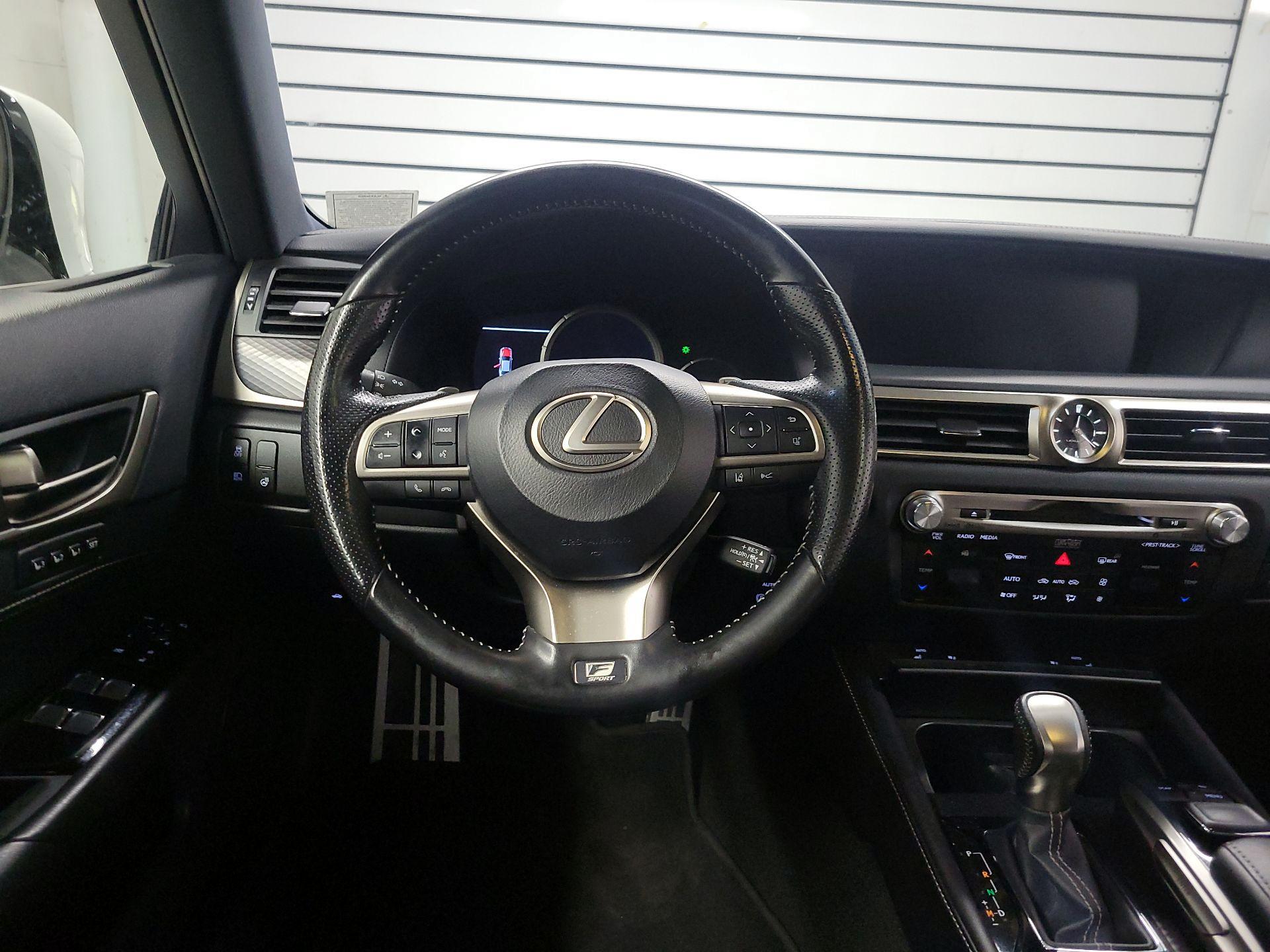 Thumbnail: 2020 Lexus GS - 10