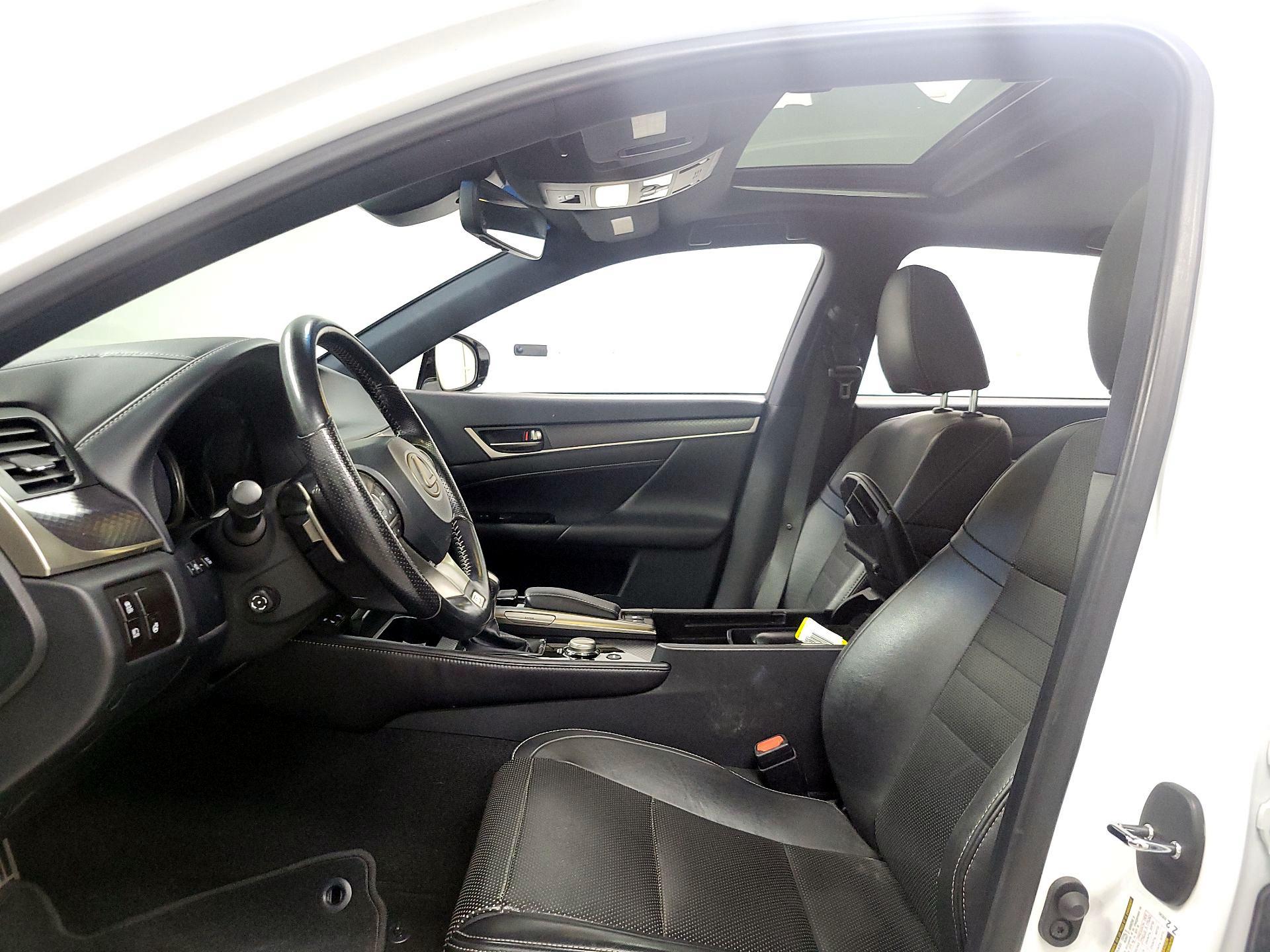 Thumbnail: 2020 Lexus GS - 18