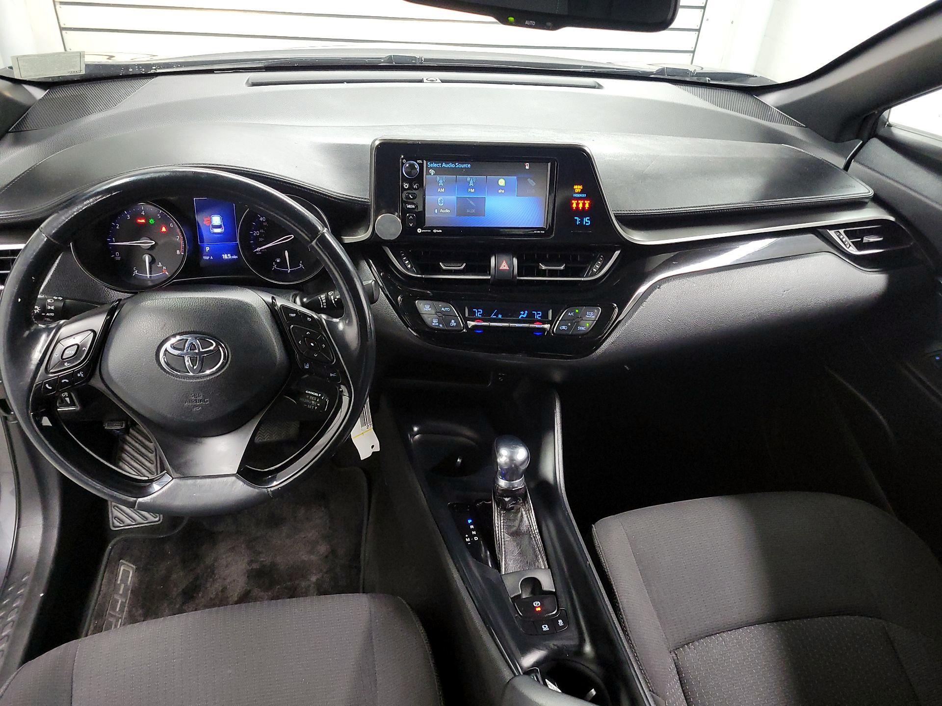 Thumbnail: 2018 Toyota C-HR - 9