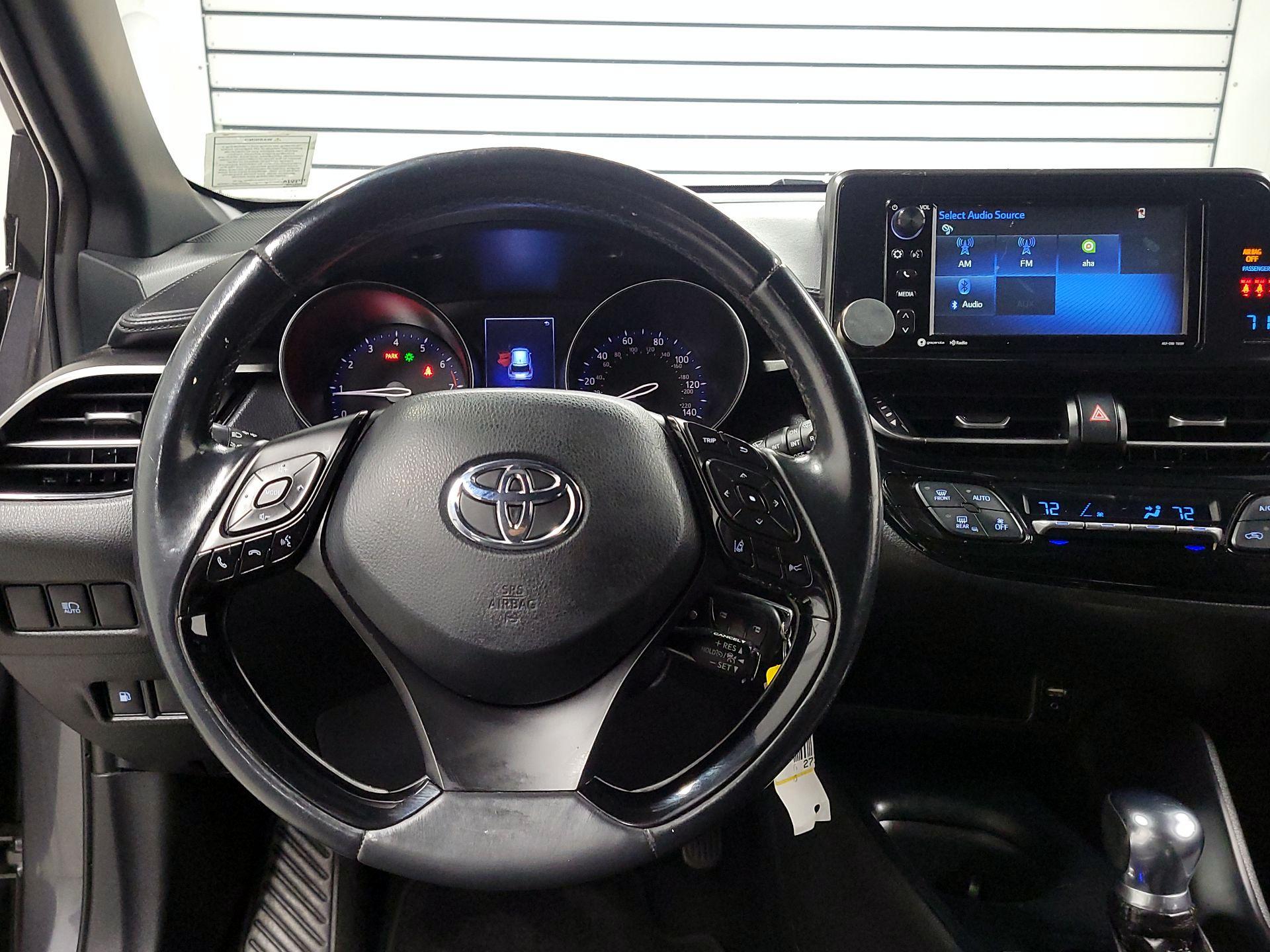 Thumbnail: 2018 Toyota C-HR - 10
