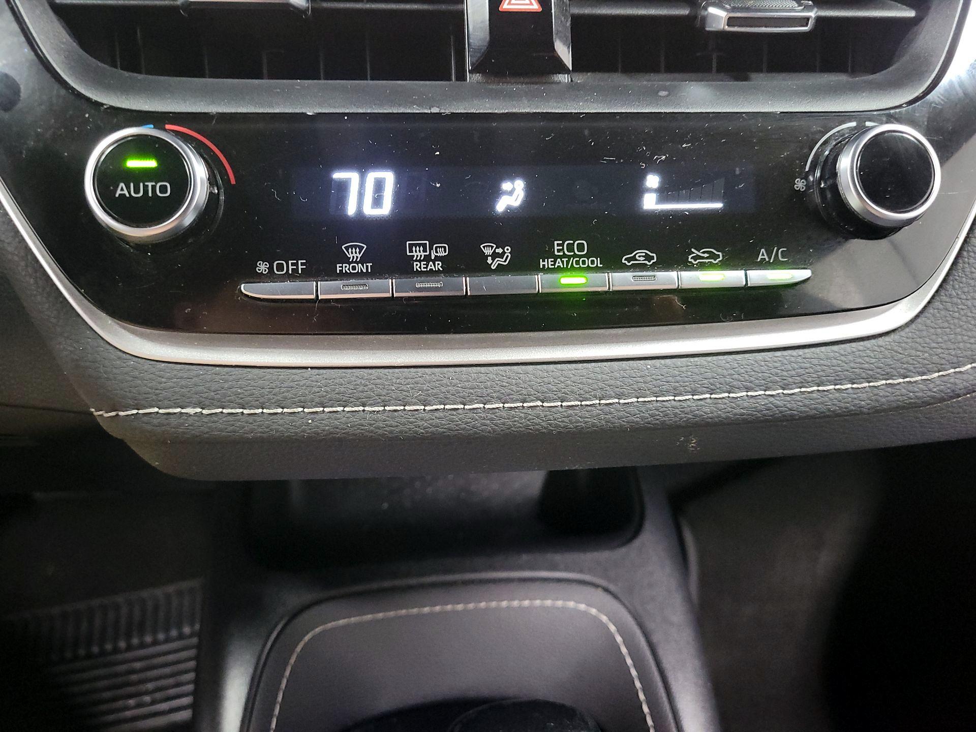 Thumbnail: 2022 Toyota Corolla - 16