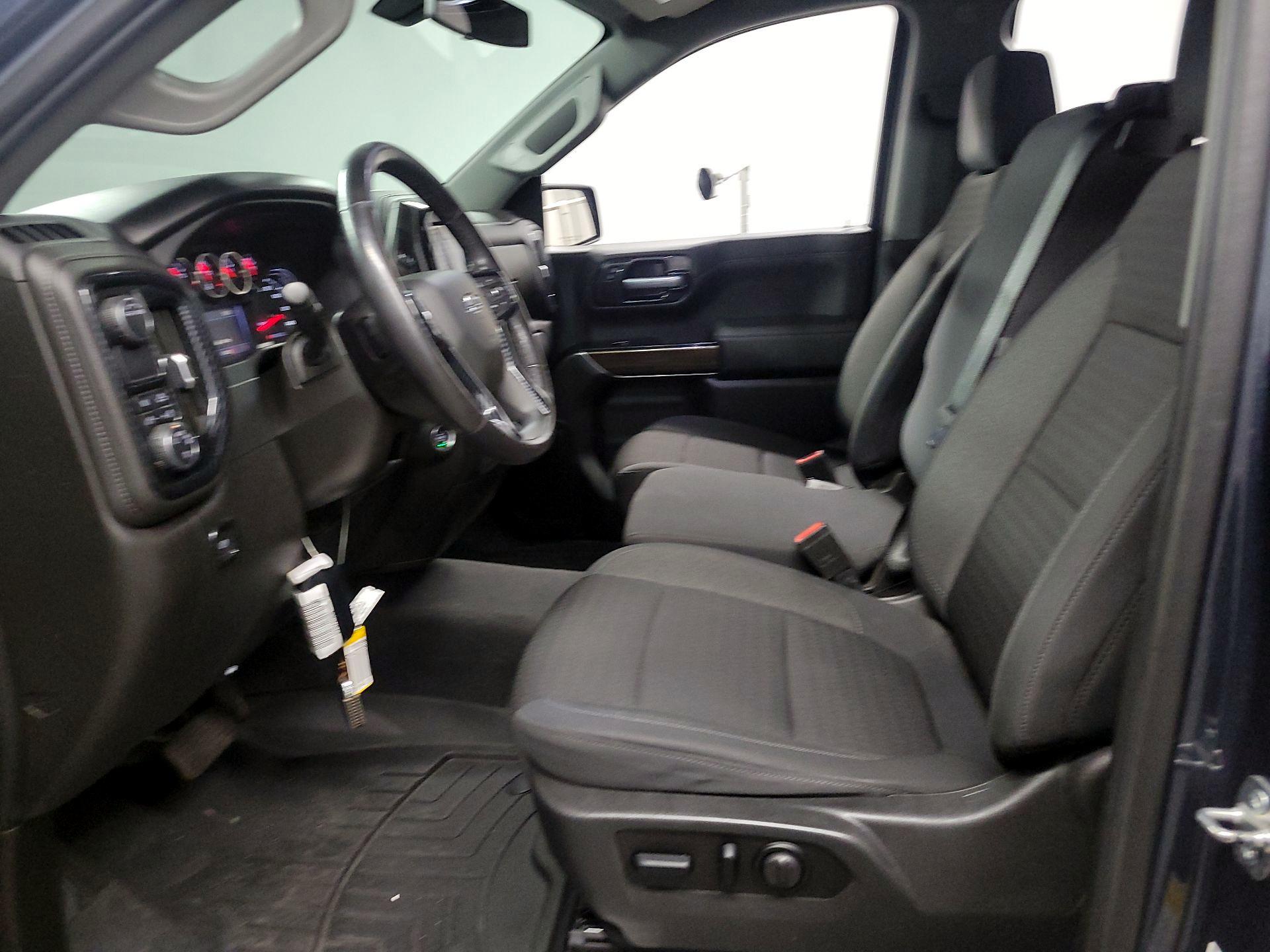 Thumbnail: 2021 Chevrolet Silverado 1500 - 11