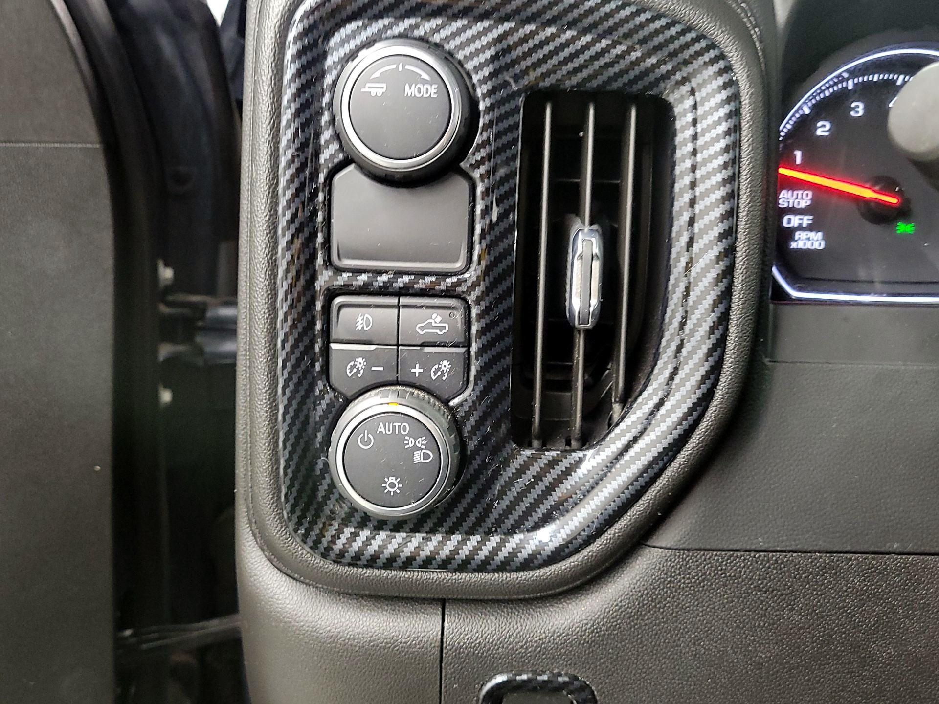 Thumbnail: 2021 Chevrolet Silverado 1500 - 13