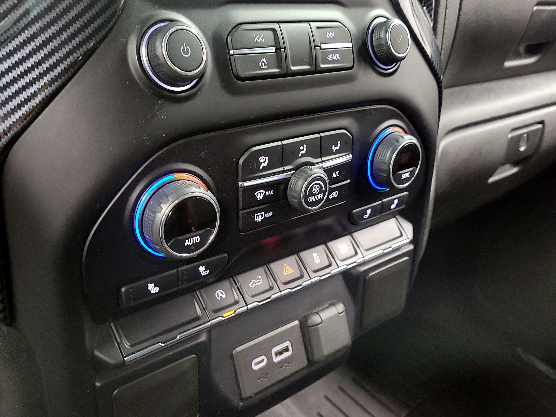 Thumbnail: 2021 Chevrolet Silverado 1500 - 16