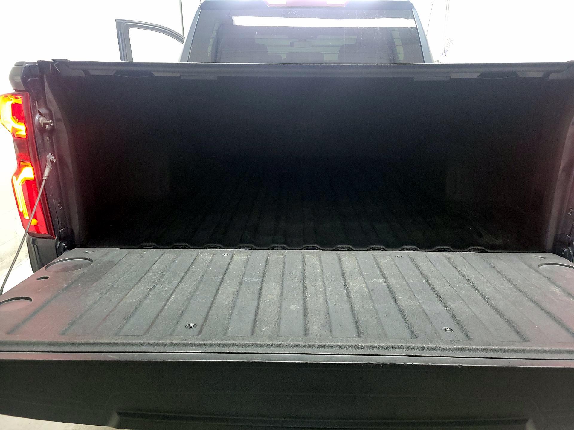 Thumbnail: 2021 Chevrolet Silverado 1500 - 20
