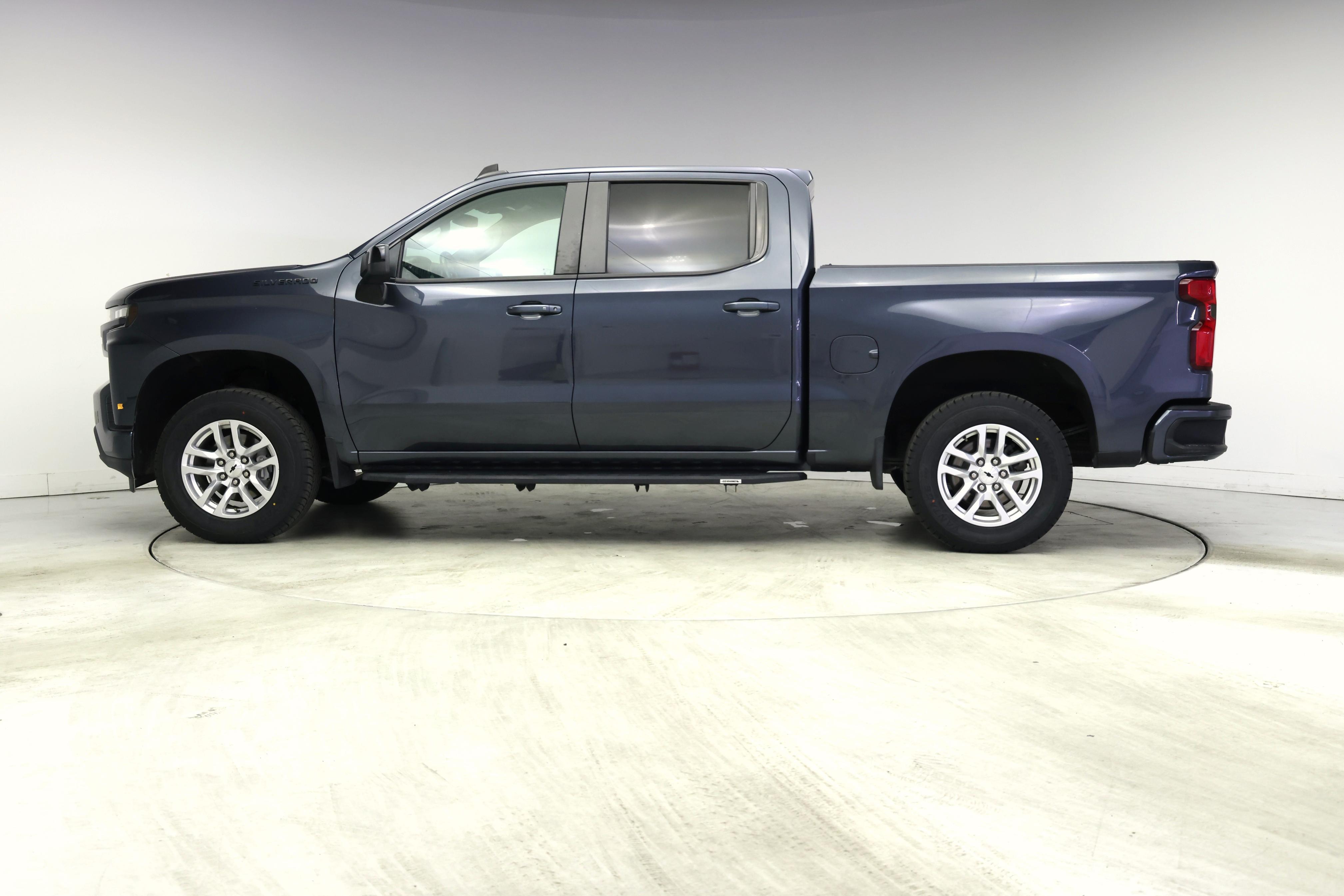 Thumbnail: 2021 Chevrolet Silverado 1500 - 3