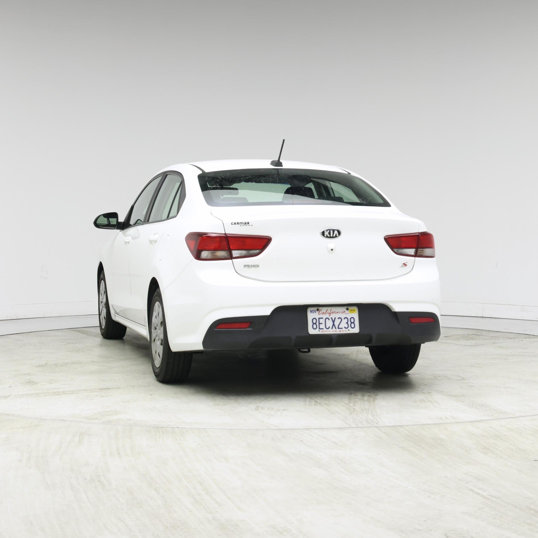 Thumbnail: 2019 Kia Rio - 2