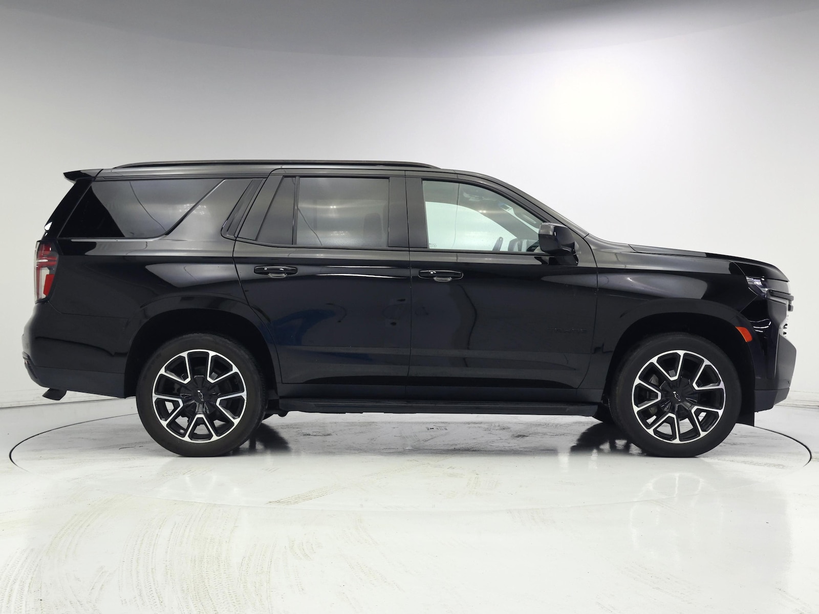 2023 Chevrolet Tahoe RST - Photo 8