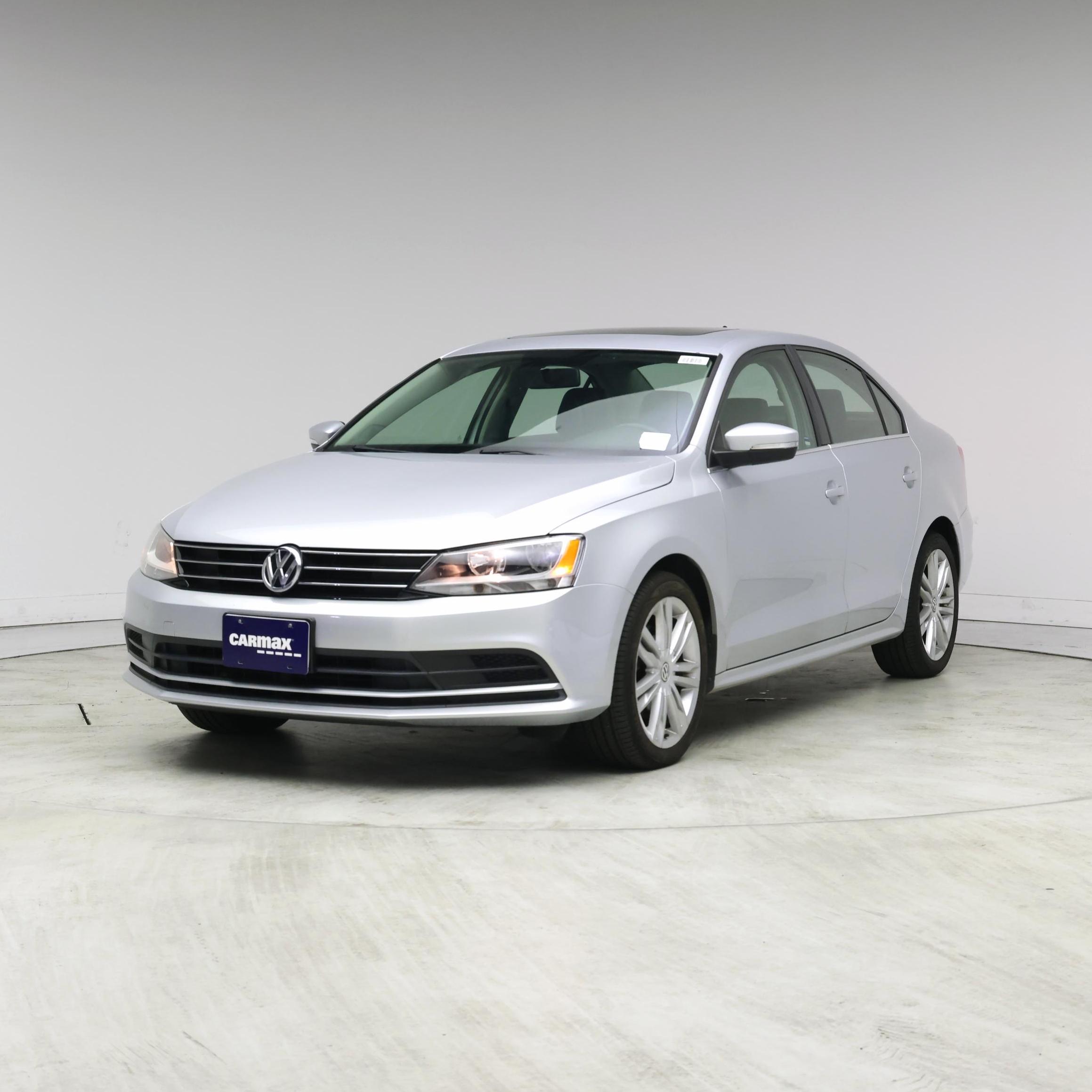 Thumbnail: 2015 Volkswagen Jetta - 4