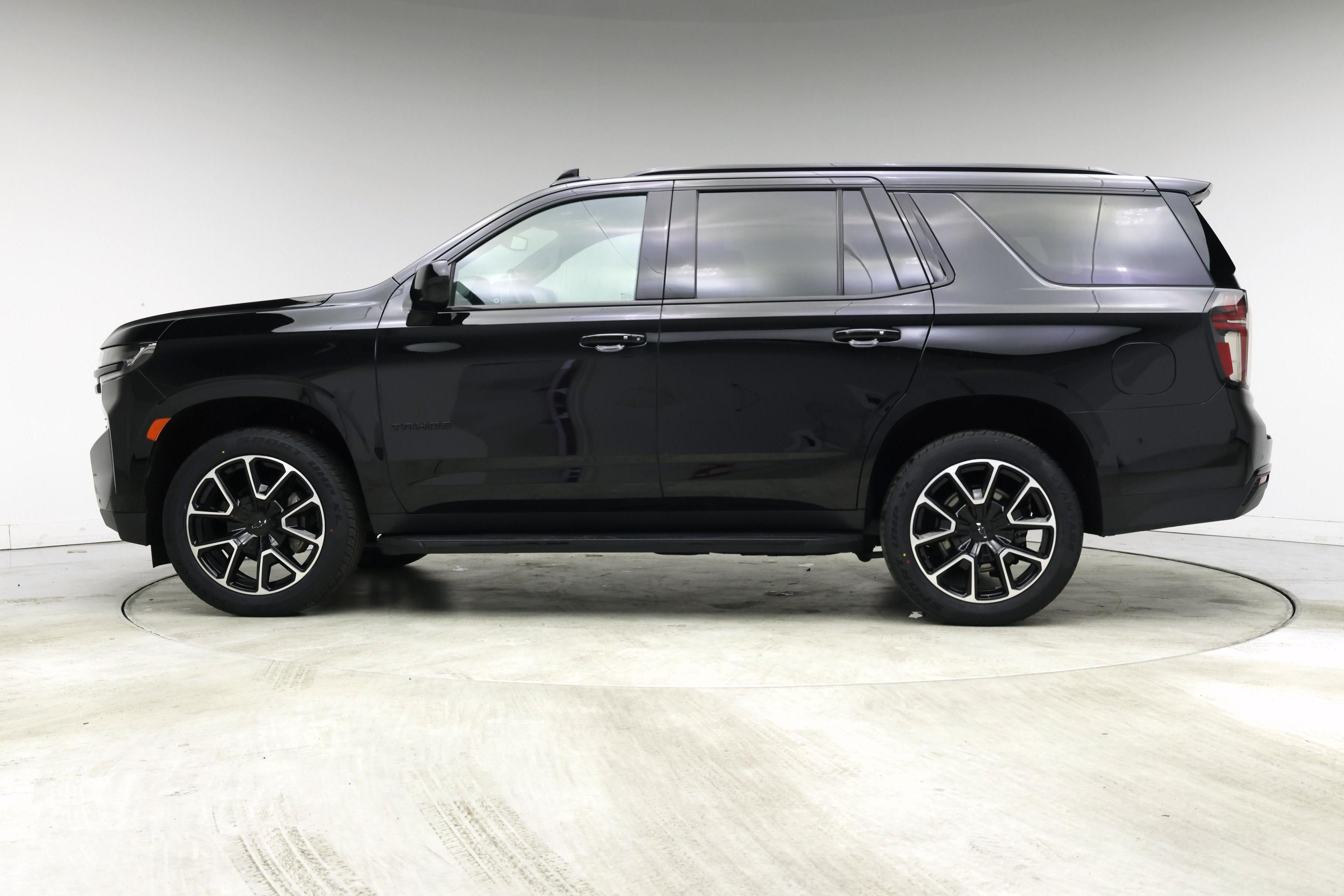 Thumbnail: 2023 Chevrolet Tahoe - 3