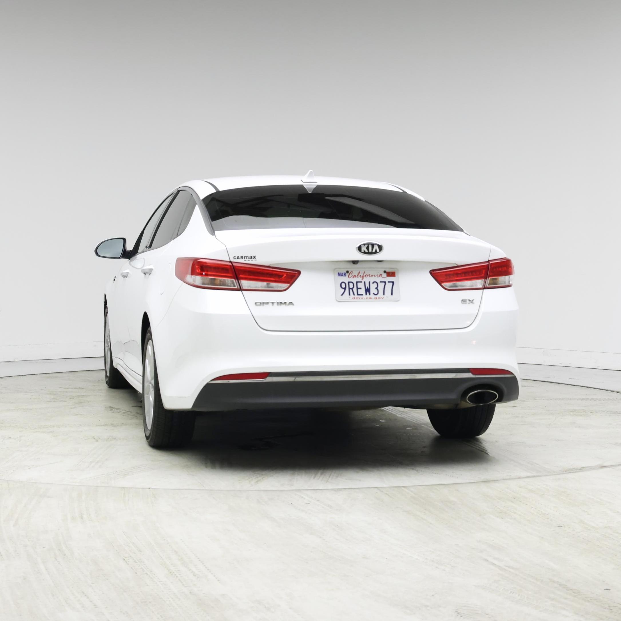 Thumbnail: 2017 Kia Optima - 6