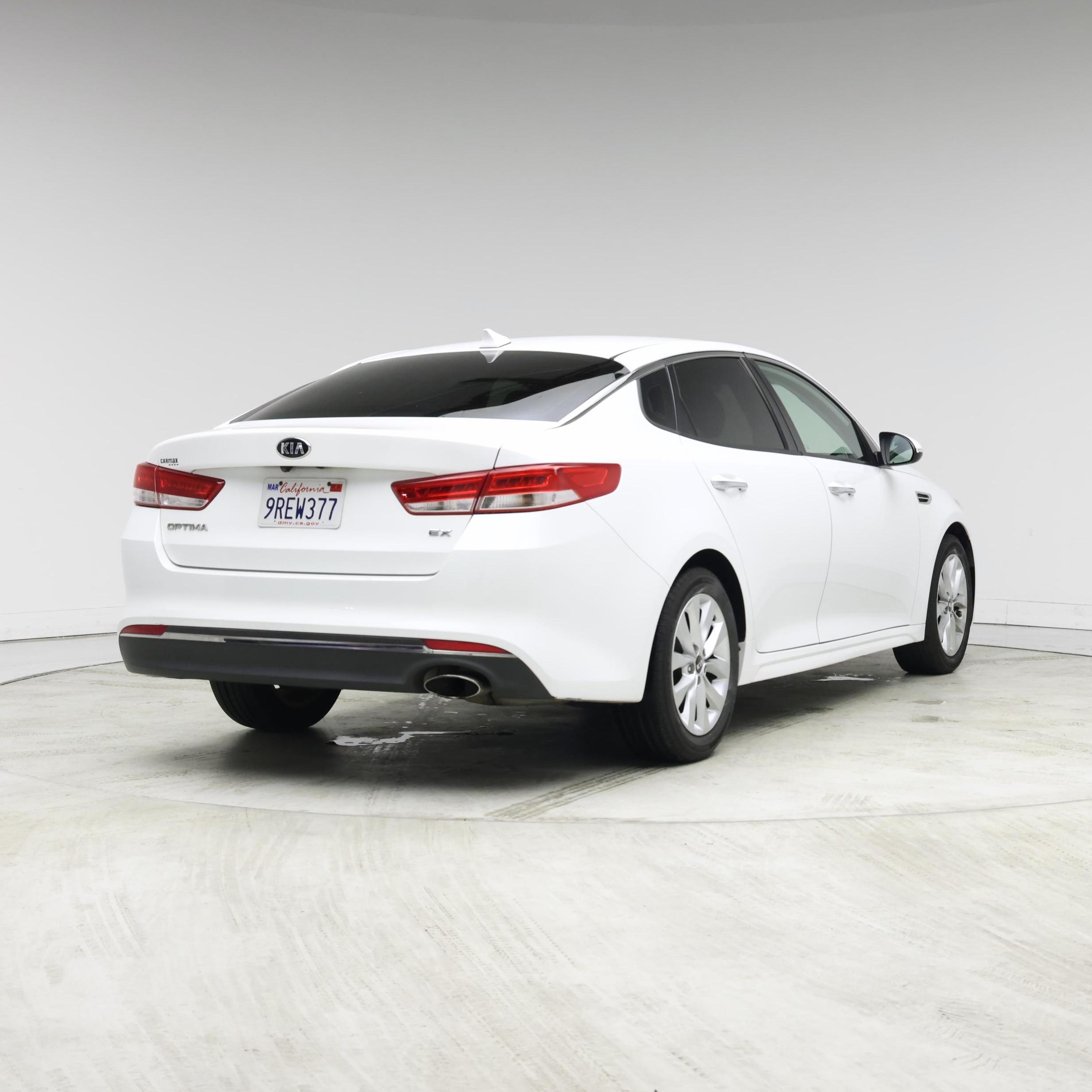 Thumbnail: 2017 Kia Optima - 8