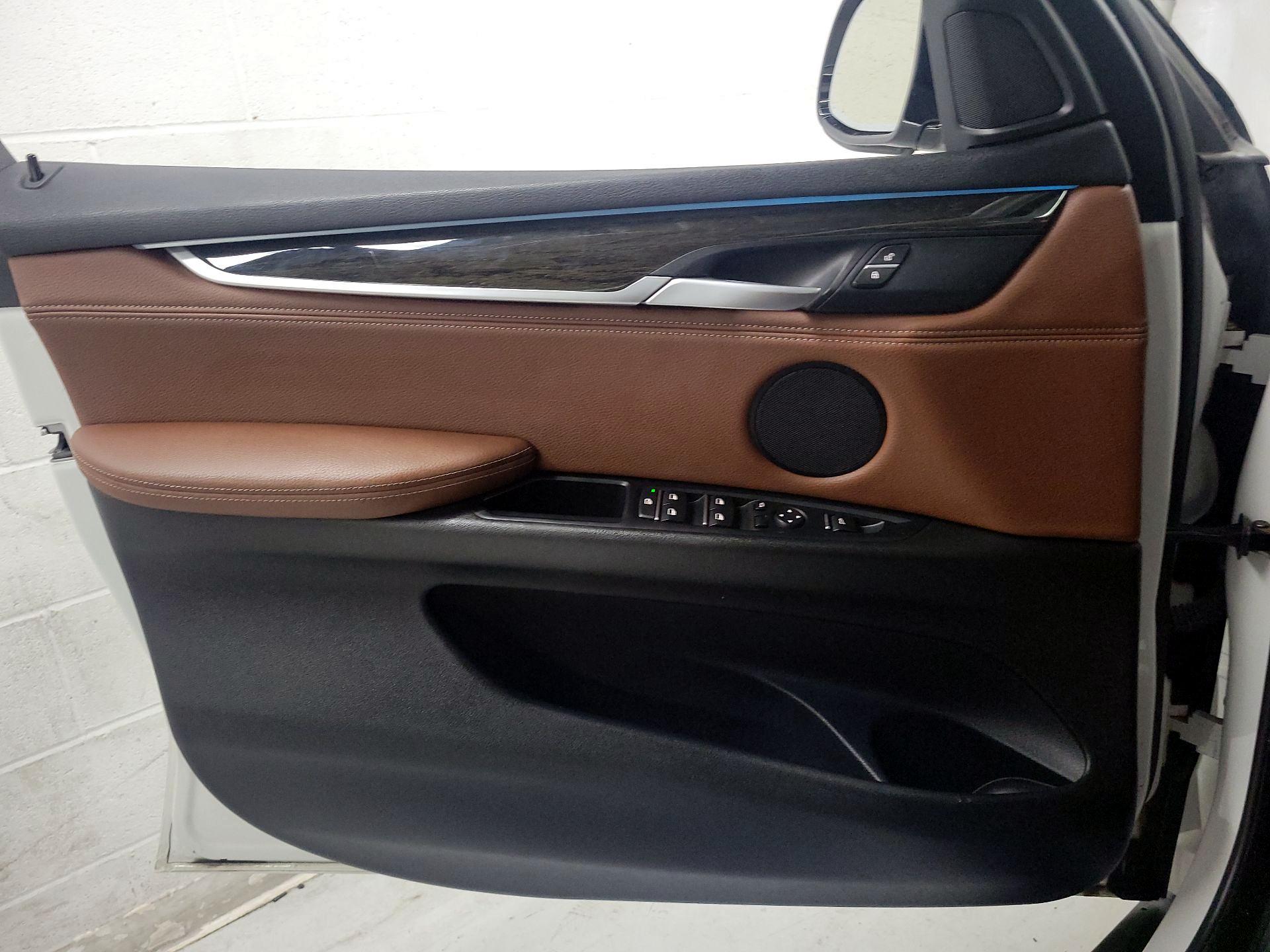 Thumbnail: 2017 BMW X5 - 12
