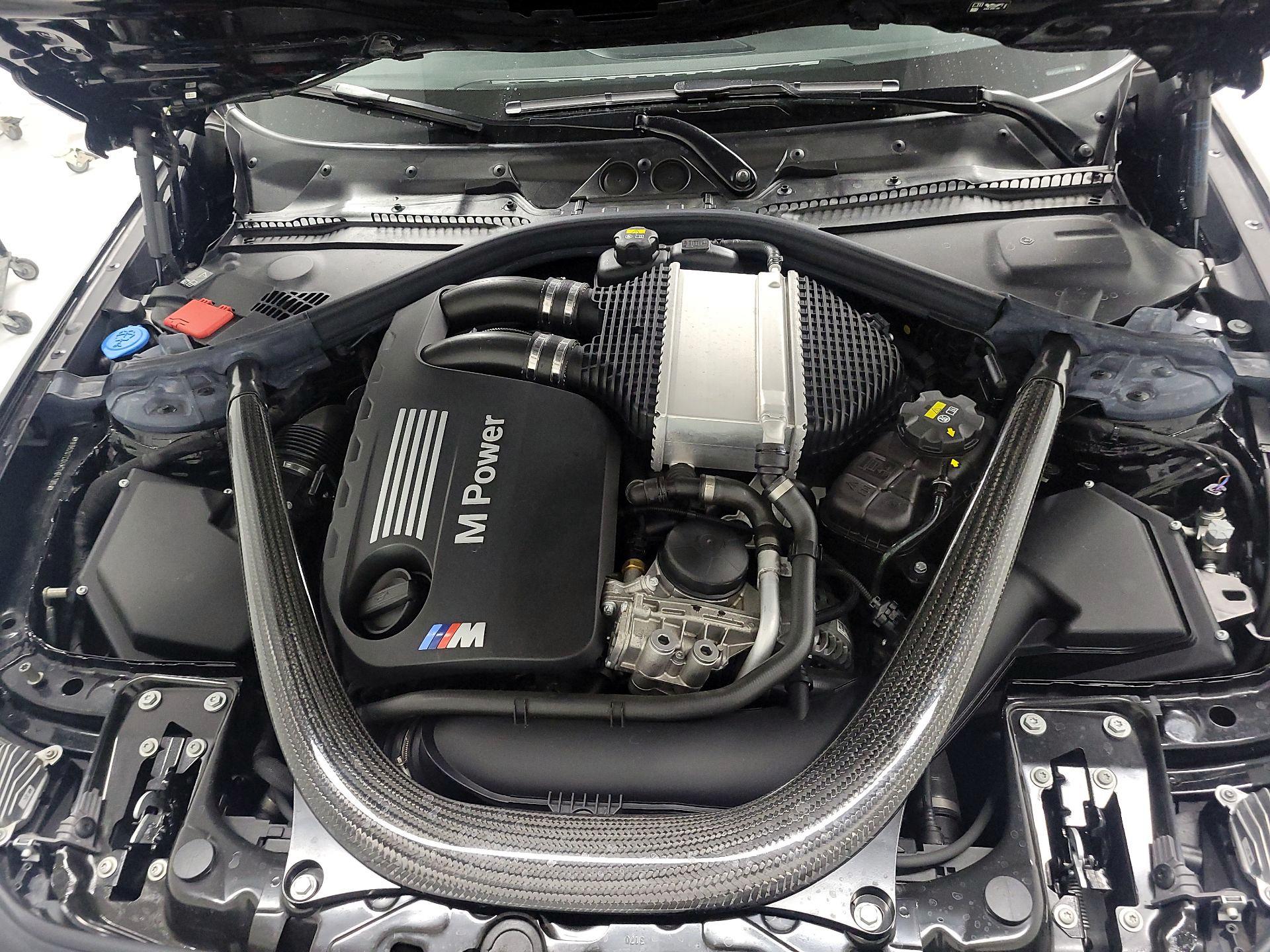 Thumbnail: 2021 BMW M2 - 18