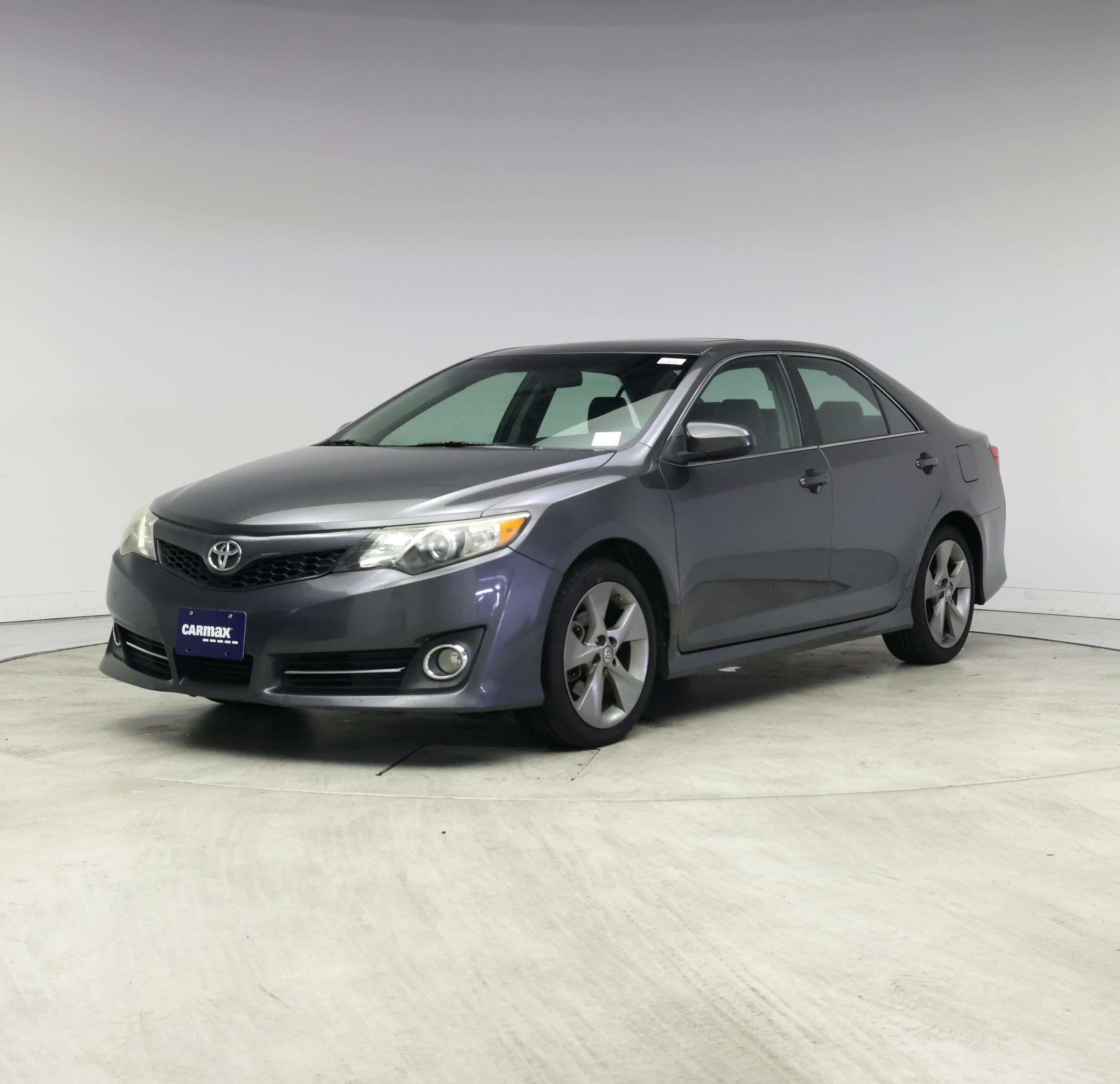 Thumbnail: 2014 Toyota Camry - 4