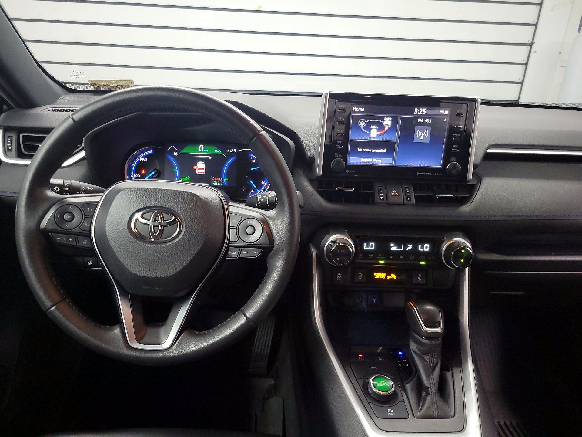 Thumbnail: 2021 Toyota RAV4 - 9