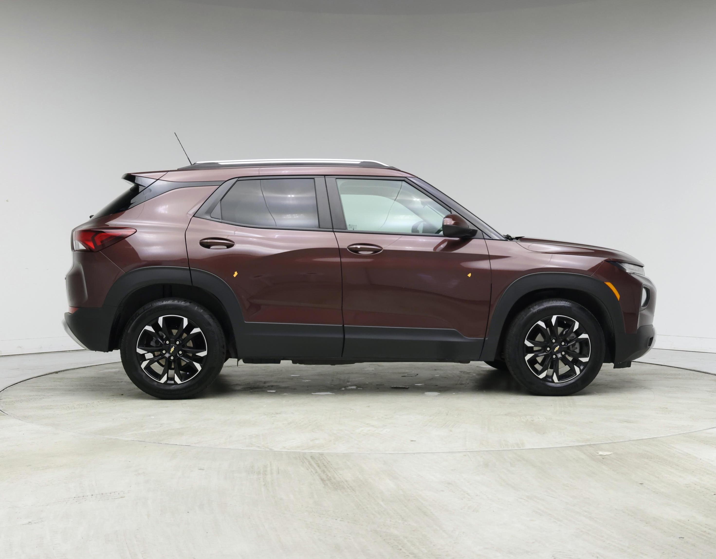 Thumbnail: 2023 Chevrolet TrailBlazer - 7