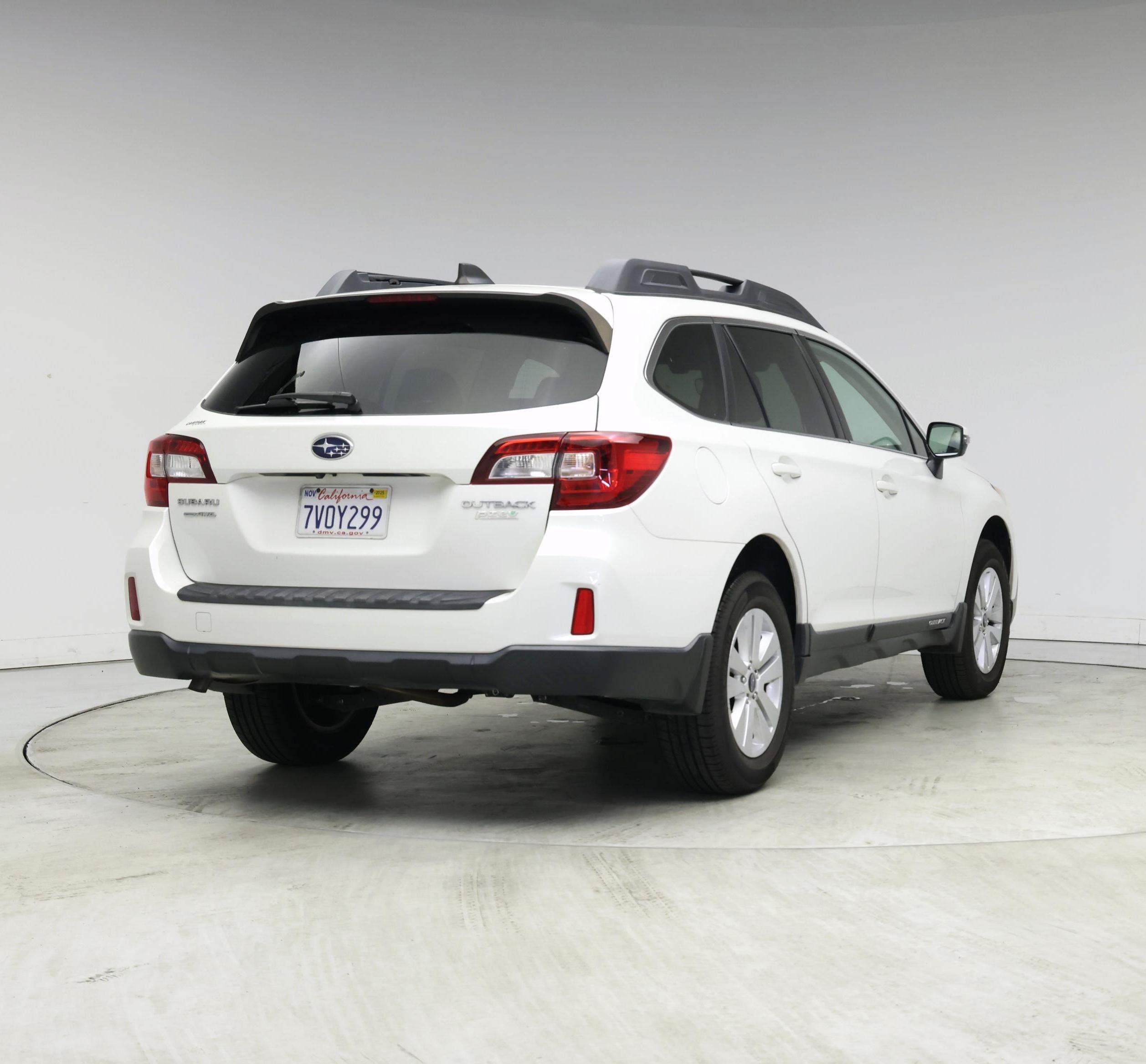 Thumbnail: 2017 Subaru Outback - 8