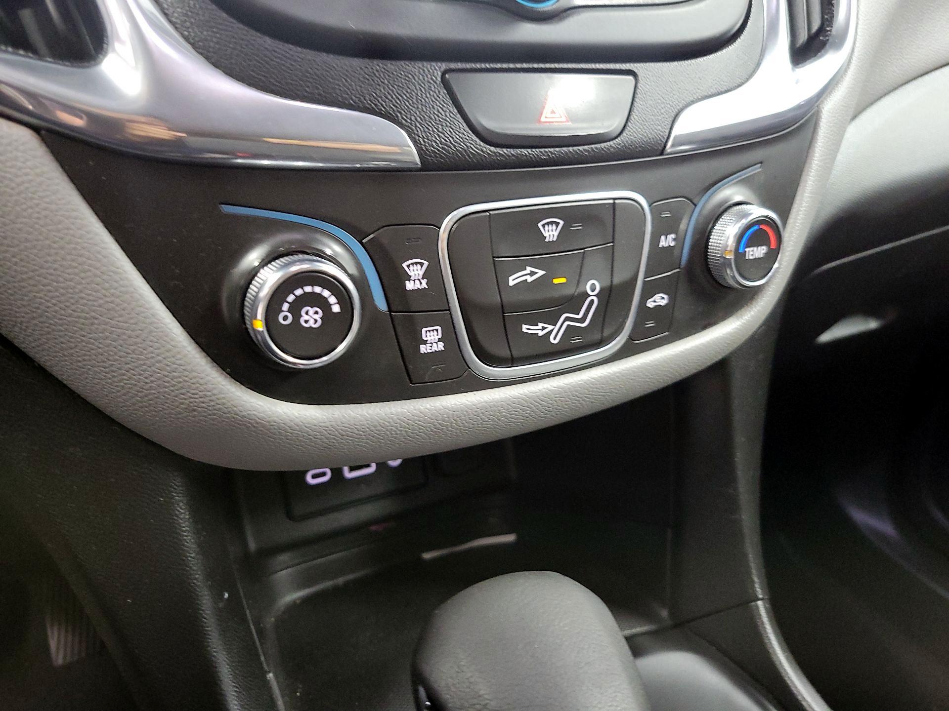 Thumbnail: 2020 Chevrolet Equinox - 15