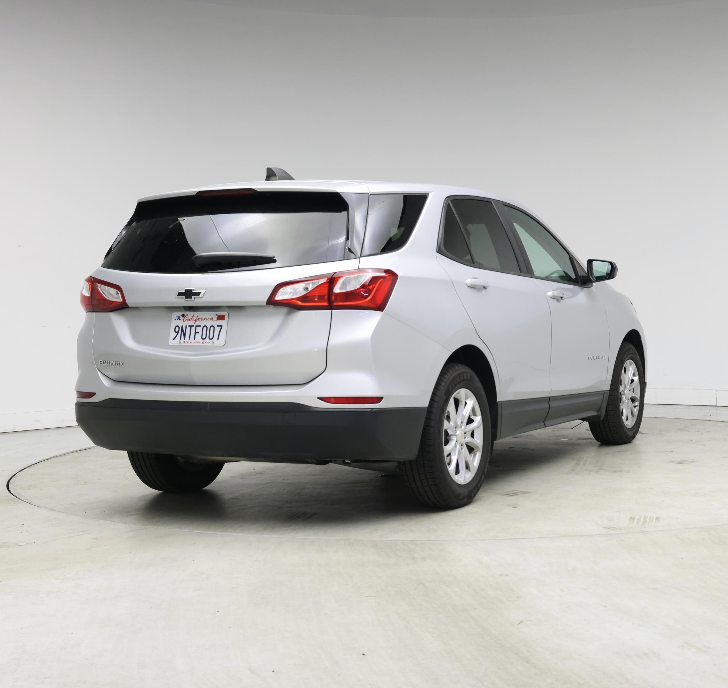 Thumbnail: 2020 Chevrolet Equinox - 8