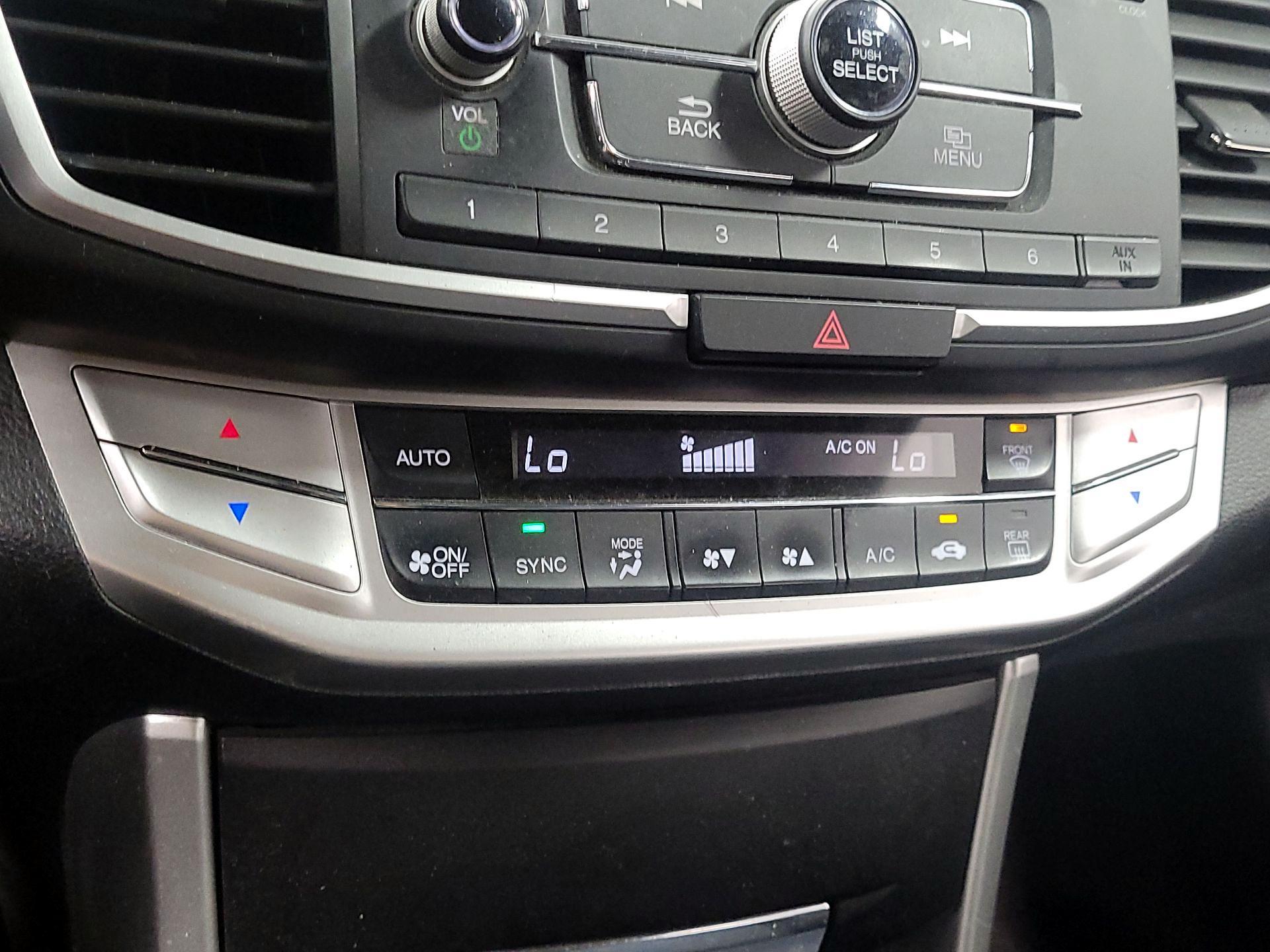 Thumbnail: 2014 Honda Accord - 15