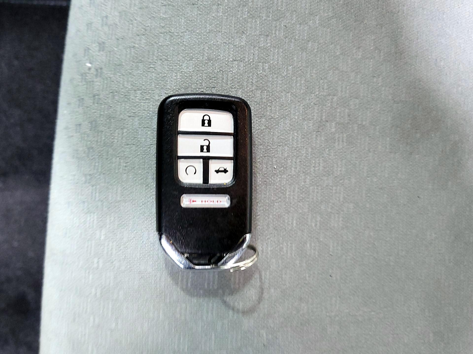 Thumbnail: 2016 Honda CR-V - 19