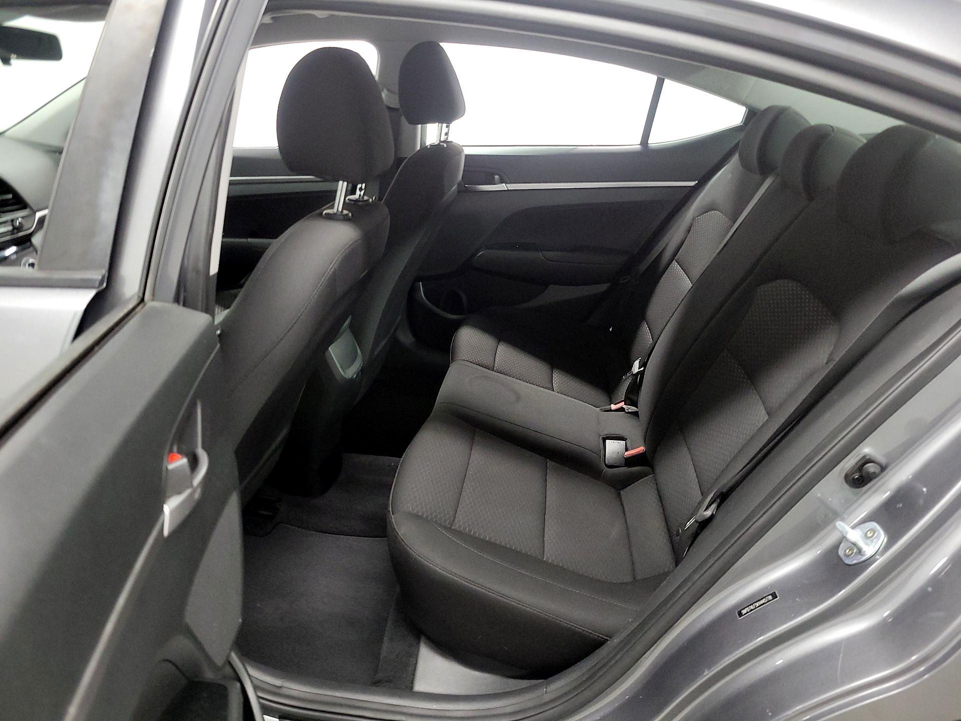 Thumbnail: 2019 Hyundai Elantra - 16