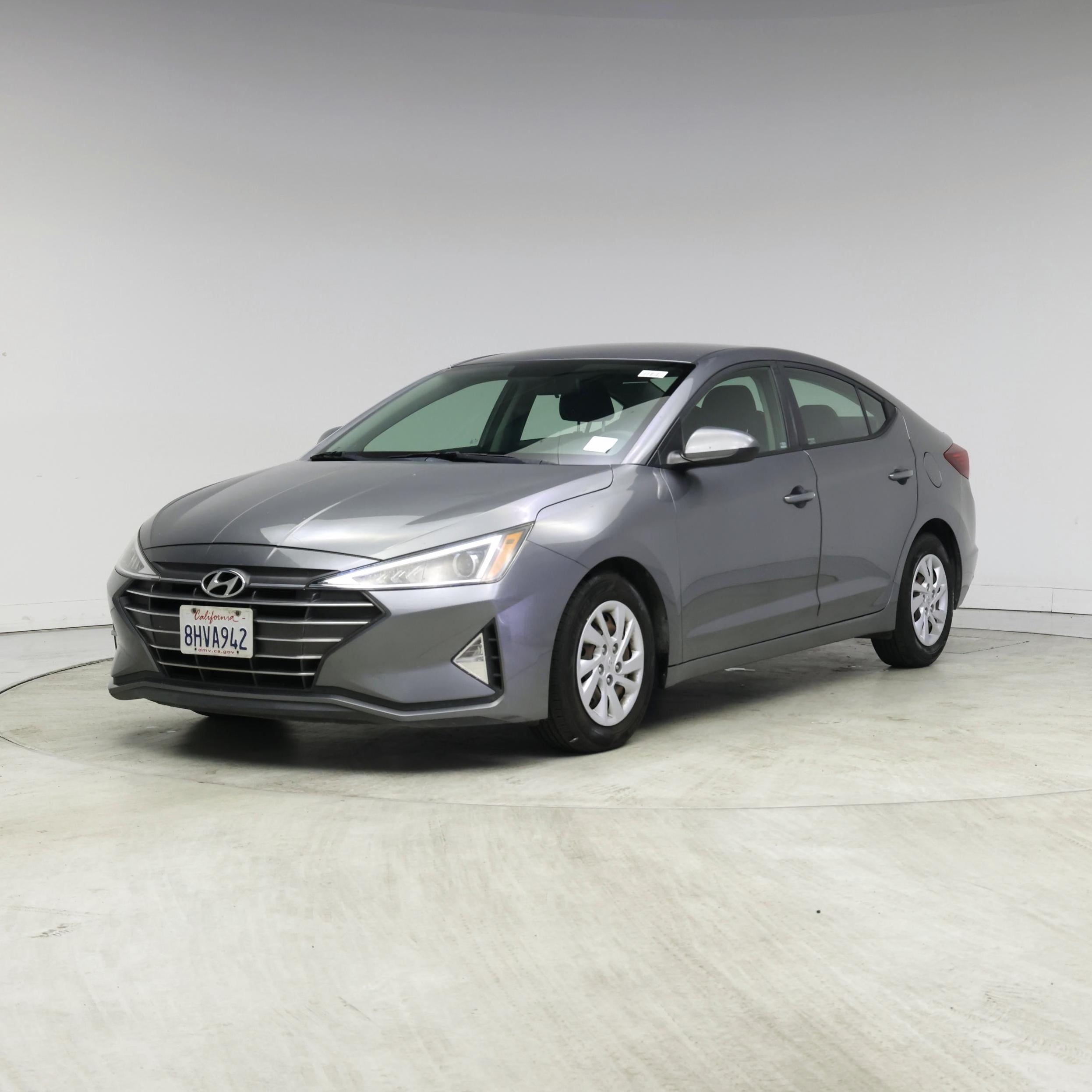 Thumbnail: 2019 Hyundai Elantra - 4