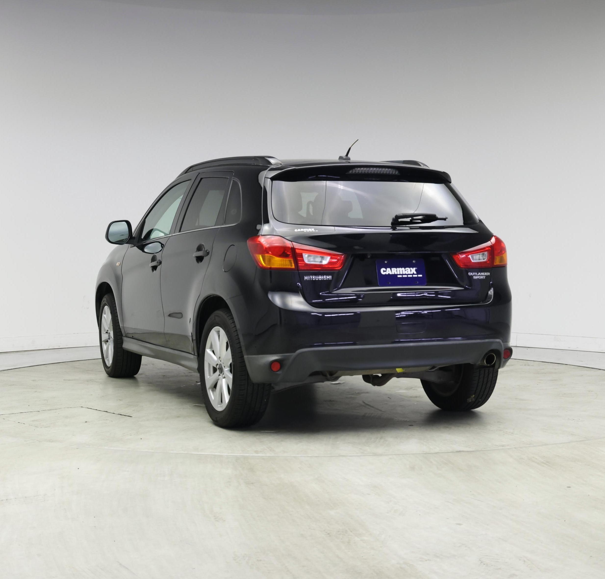 Thumbnail: 2015 Mitsubishi Outlander Sport - 2
